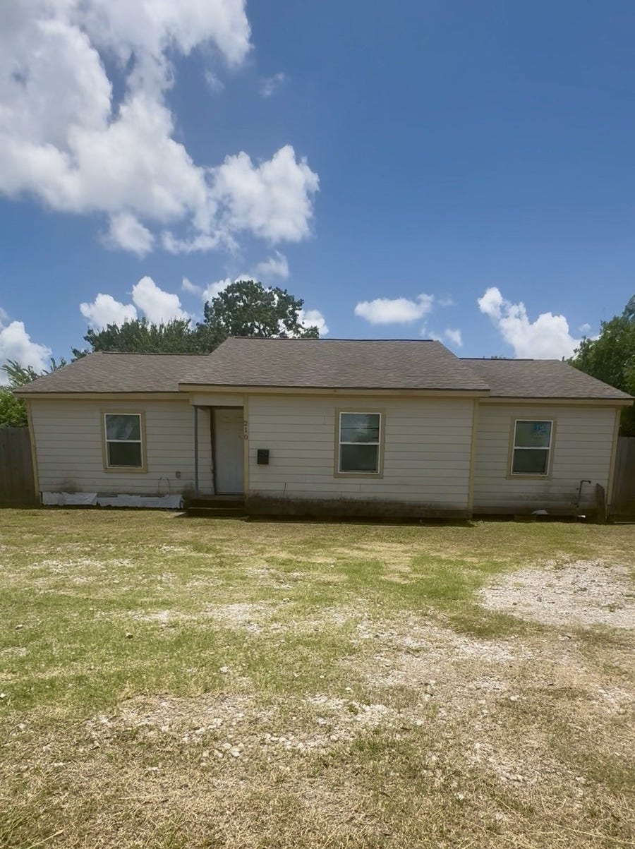 Property photo for 210 Vista Road, Pasadena, TX