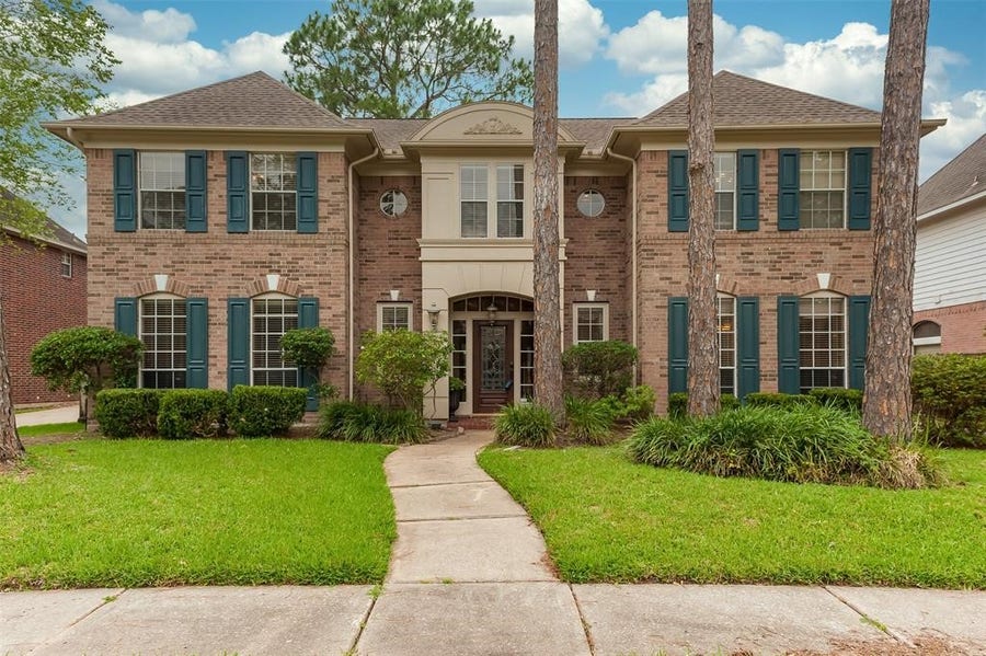 Property photo for 4007 N Beechwood Court, Houston, TX