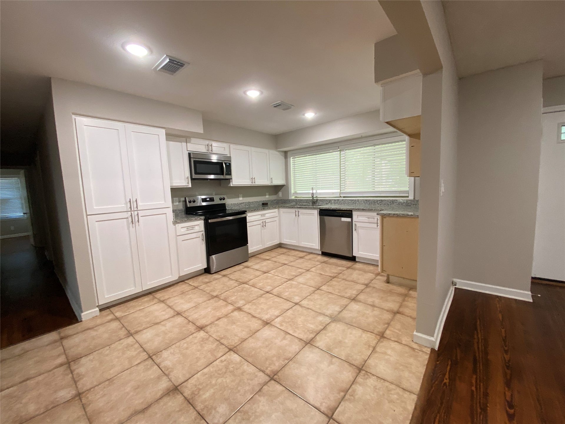 1105 Alice Street, Sweeny, TX 77480 1105 Alice Street, Sweeny, TX 77480