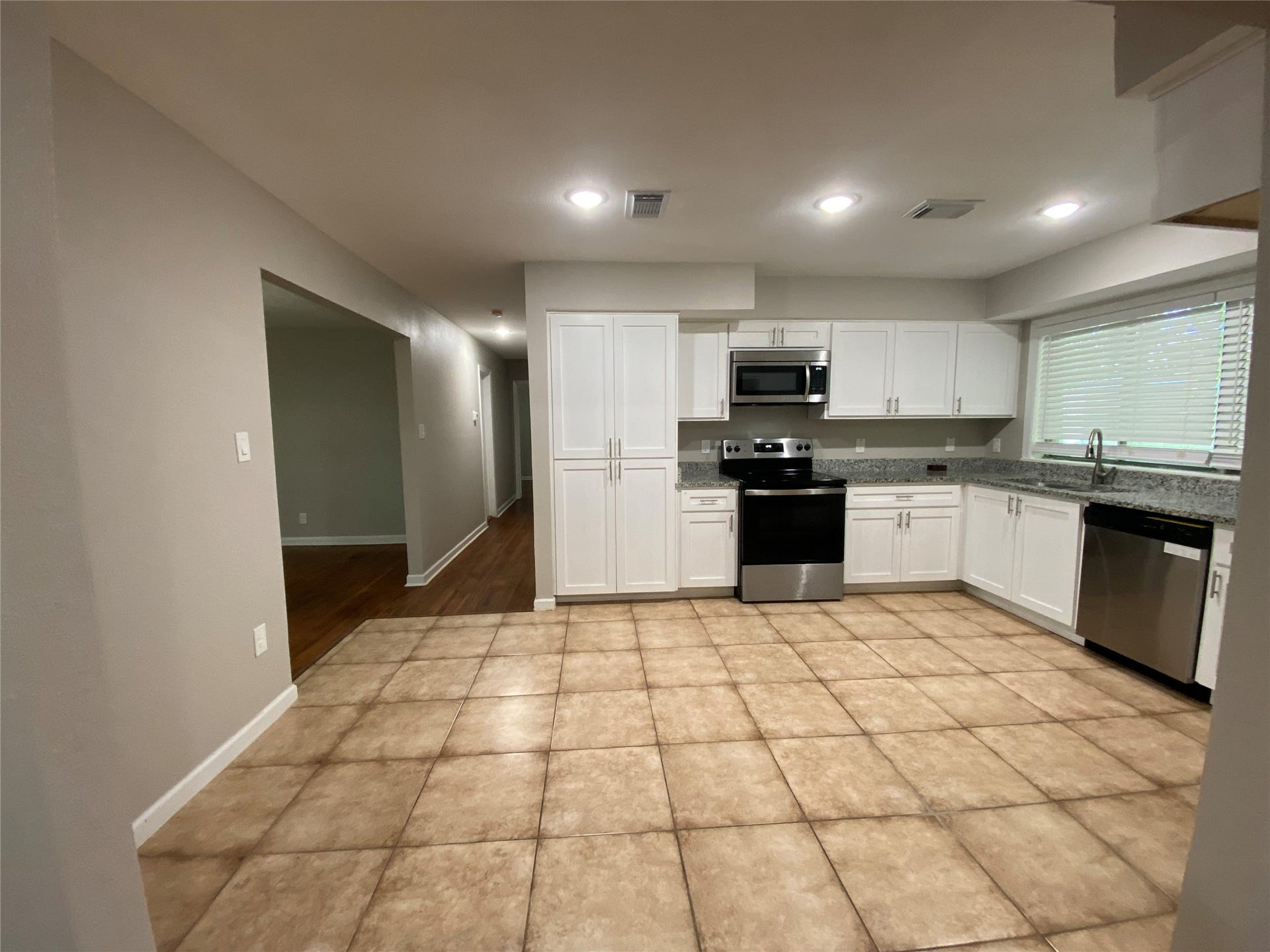 1105 Alice Street, Sweeny, TX 77480 1105 Alice Street, Sweeny, TX 77480