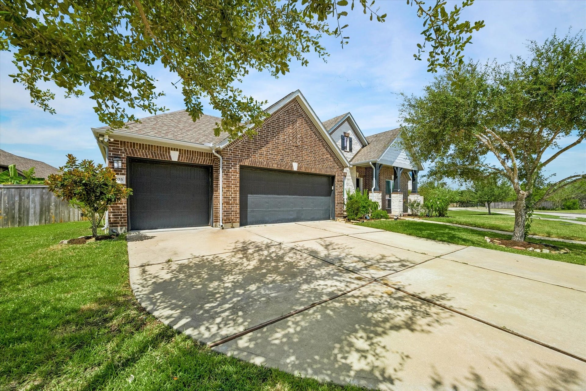 7203 Lake View Terrace Drive, Pearland, TX 77584 7203 Lake View Terrace Drive, Pearland, TX 77584