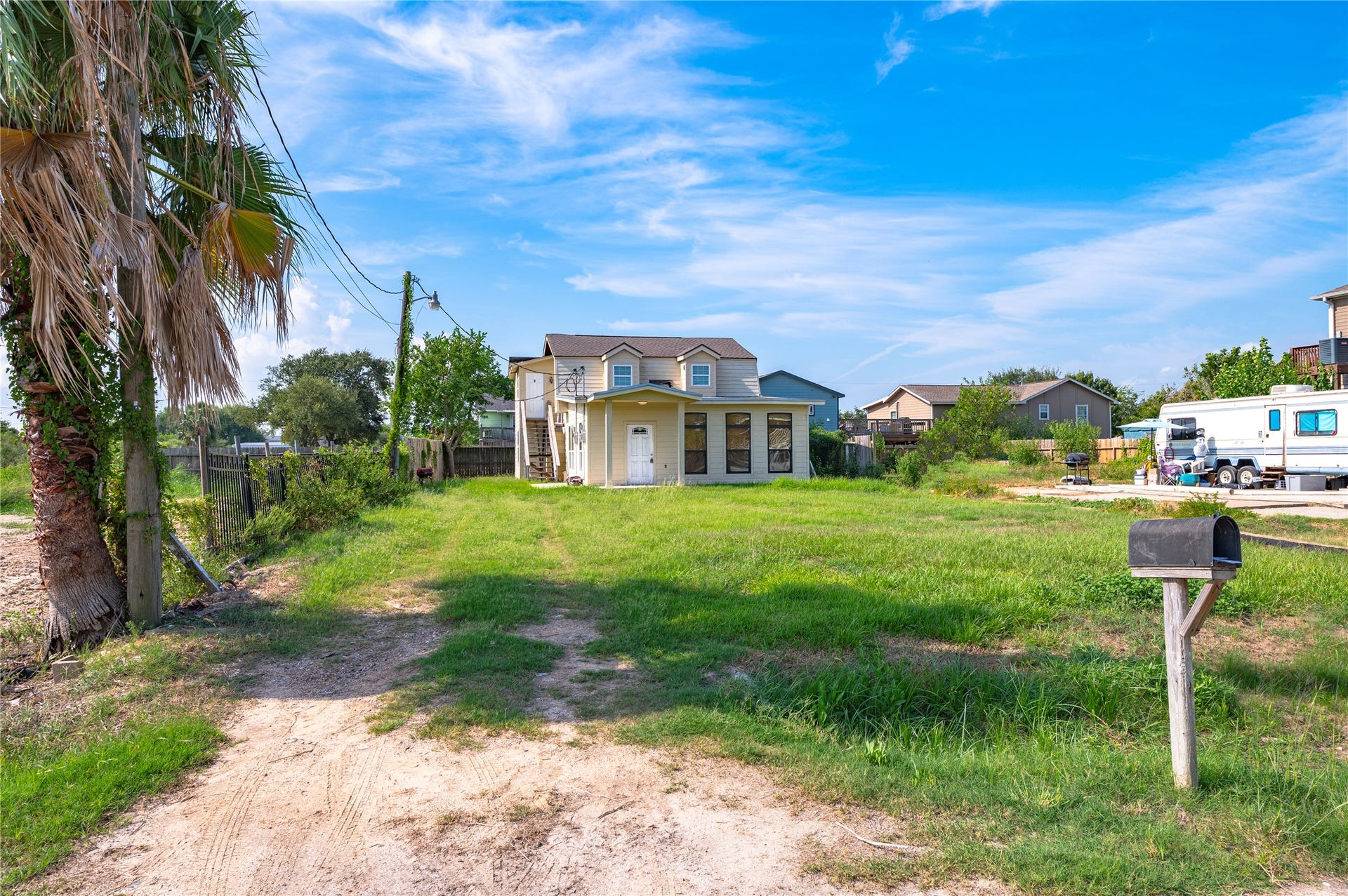 7003 Schlitz Lane, #B, Hitchcock, TX 77563 7003 Schlitz Lane, #B, Hitchcock, TX 77563