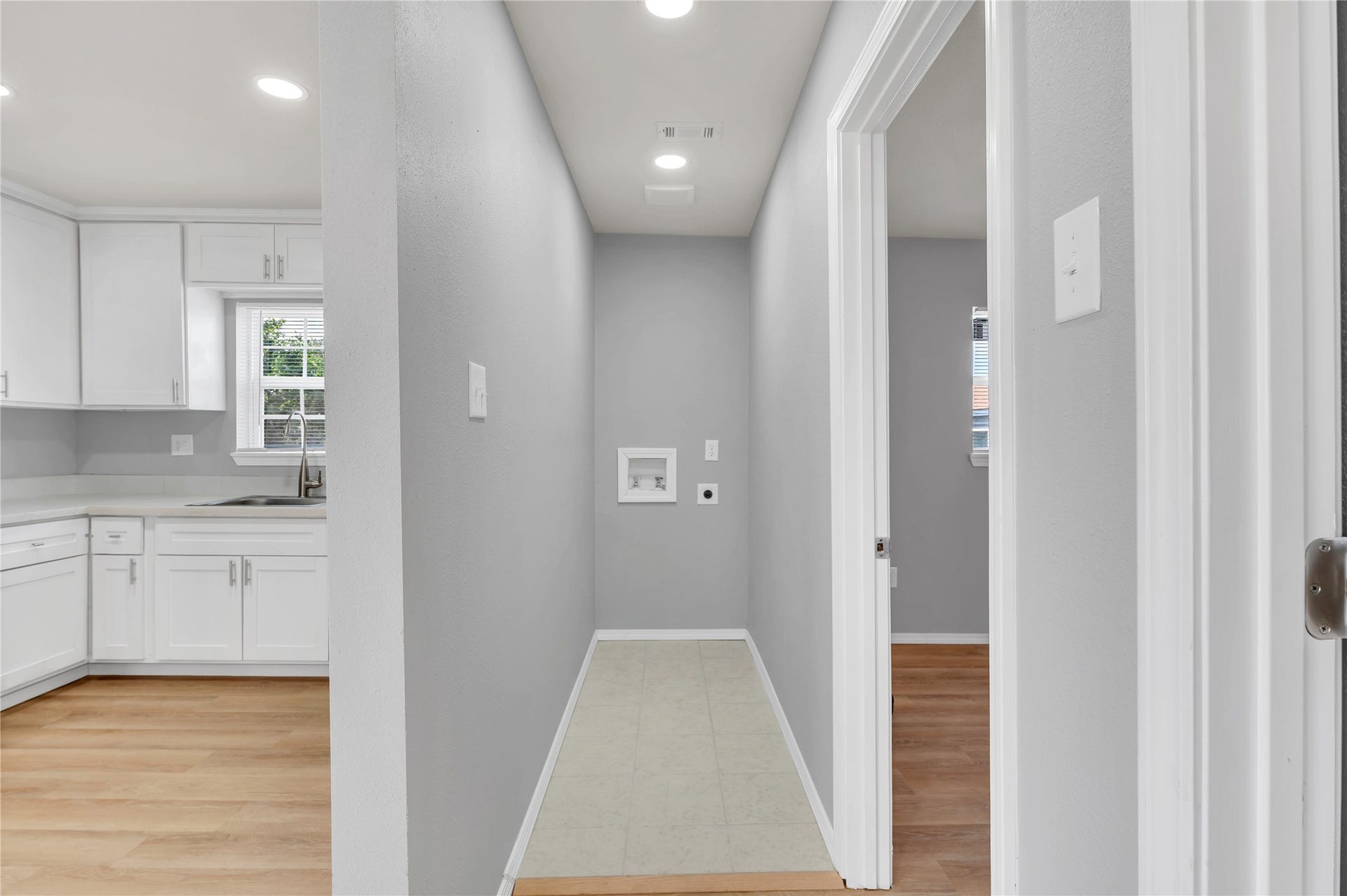 7003 Schlitz Lane, #B, Hitchcock, TX 77563 7003 Schlitz Lane, #B, Hitchcock, TX 77563