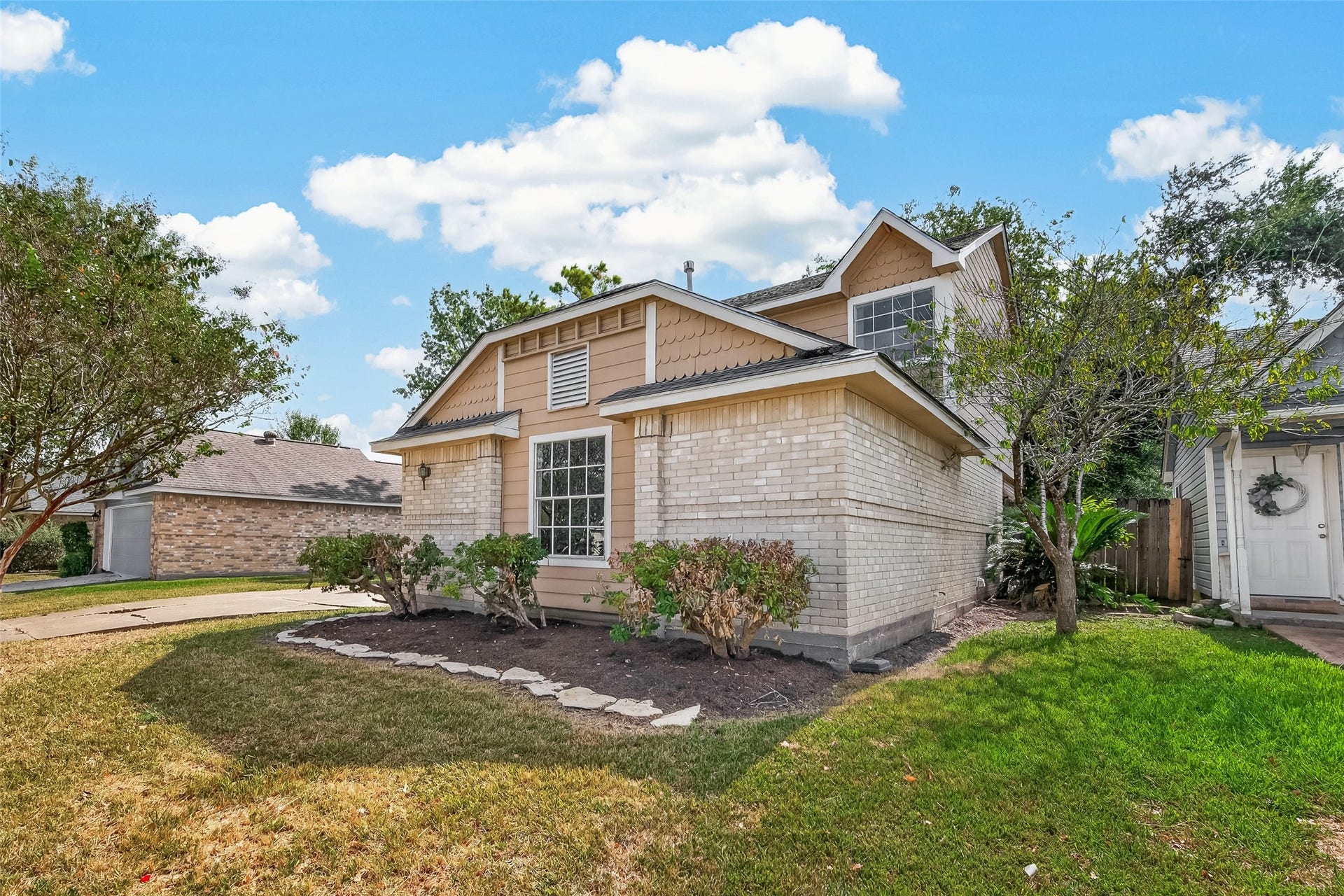 12747 Ashford Knoll Drive, Houston, TX 77082 Home with a brick exterior