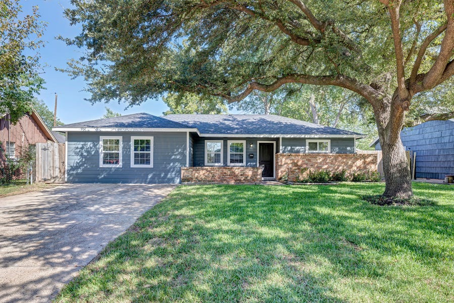 Property photo for 8510 Alcott Drive, Houston, TX