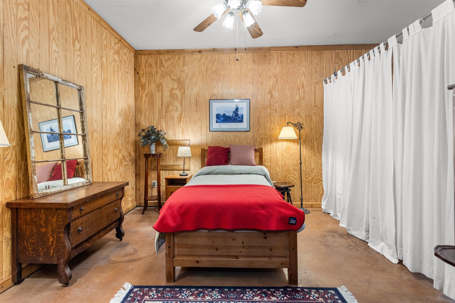 18181 Rabon Chapel Road, Montgomery, TX 77316 Private guest bedroom with a cozy feel