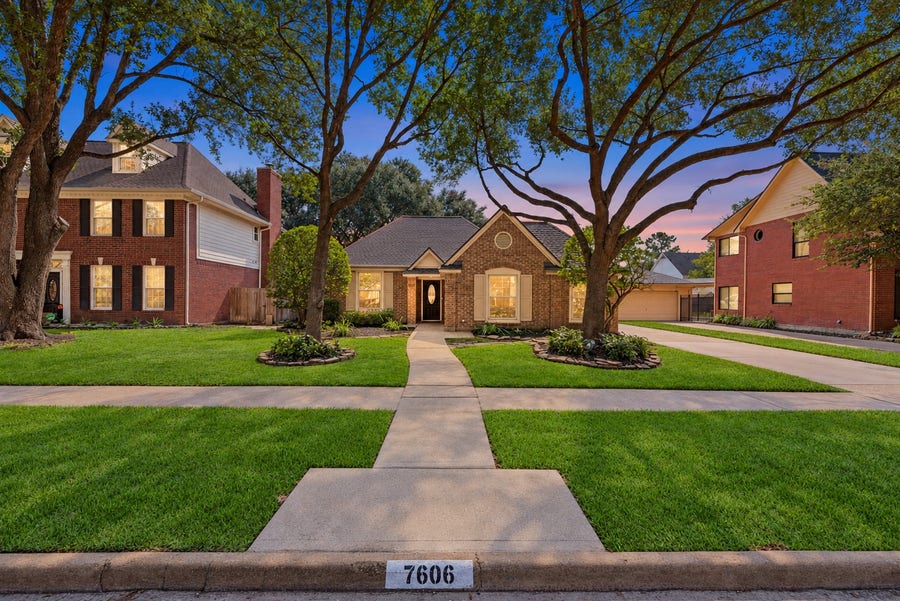 Property photo for 7606 Shangrila Lane, Houston, TX