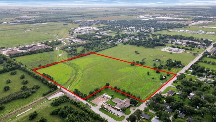 Property photo for 0 Bamore Road, Rosenberg, TX