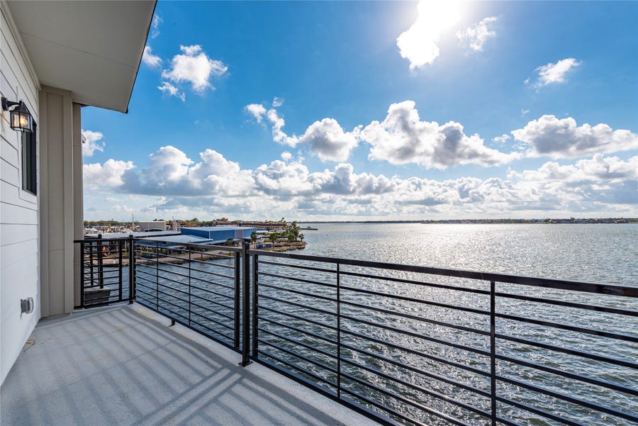 Property photo for 4405 Davis Lane, Seabrook, TX