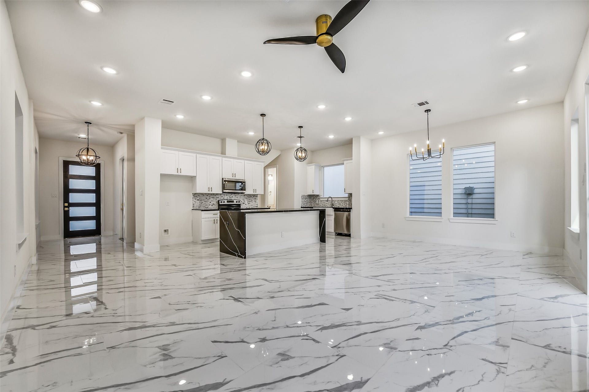 5908 St Augustine Street, #B, Houston, TX 77021 5908 St Augustine Street, #B, Houston, TX 77021