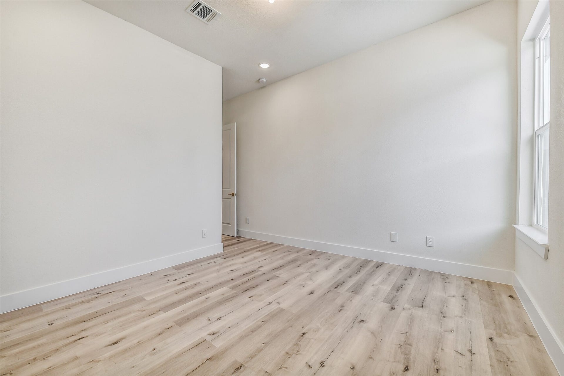 5908 St Augustine Street, #B, Houston, TX 77021 5908 St Augustine Street, #B, Houston, TX 77021