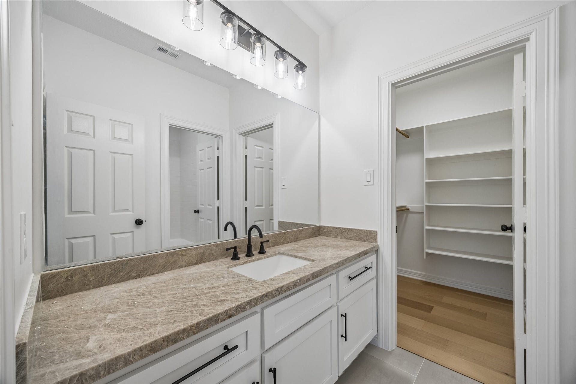 3015 River Forest Drive, Richmond, TX 77406 3015 River Forest Drive, Richmond, TX 77406