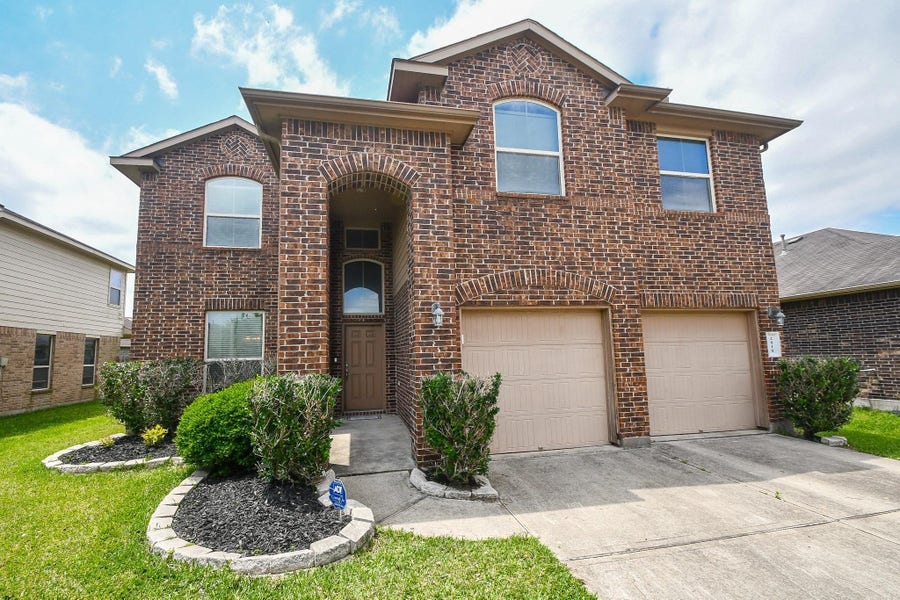 Property photo for 2818 Goodman Ridge Drive, Missouri City, TX