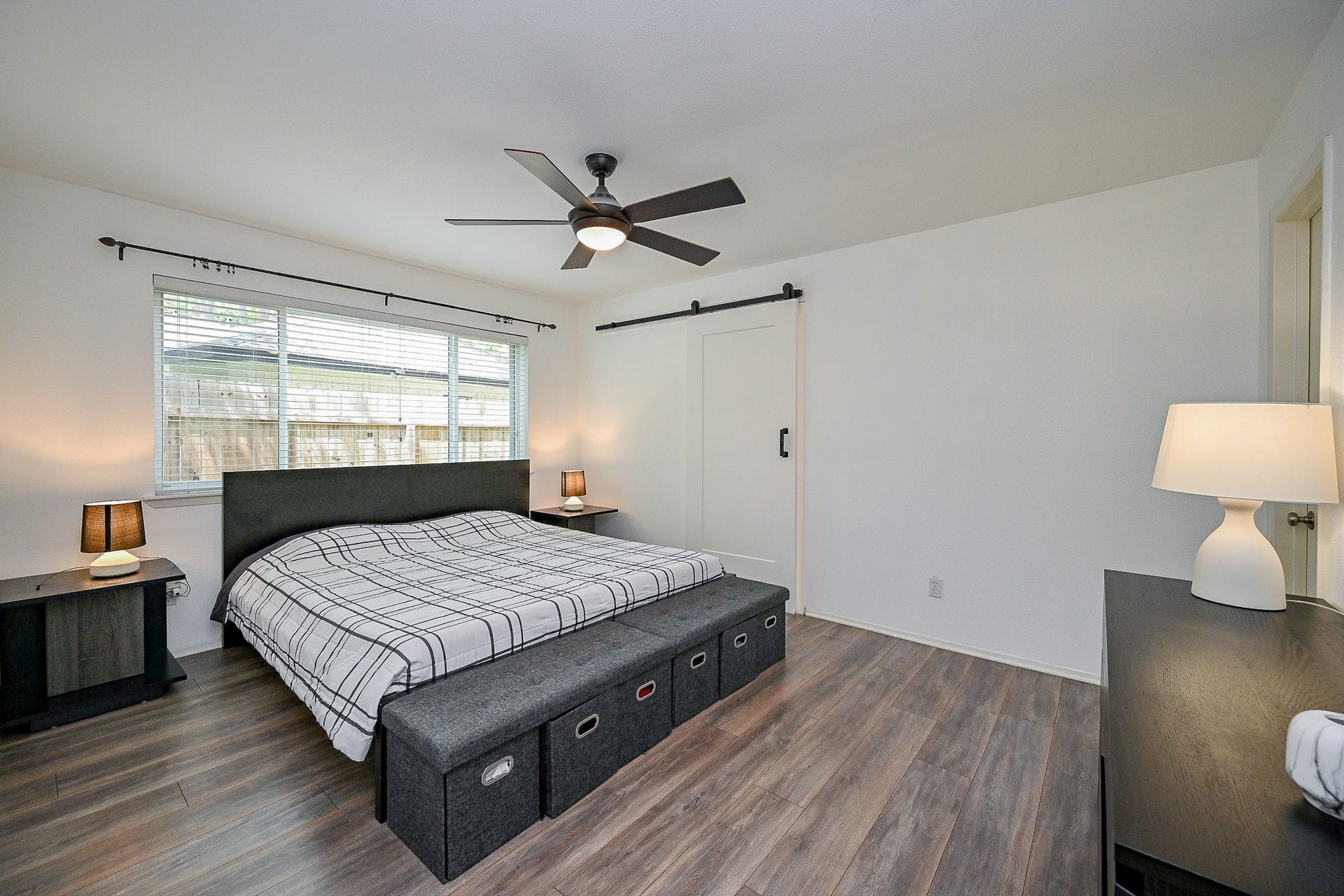 5 Rock Pine Court, The Woodlands, TX 77381 5 Rock Pine Court, The Woodlands, TX 77381