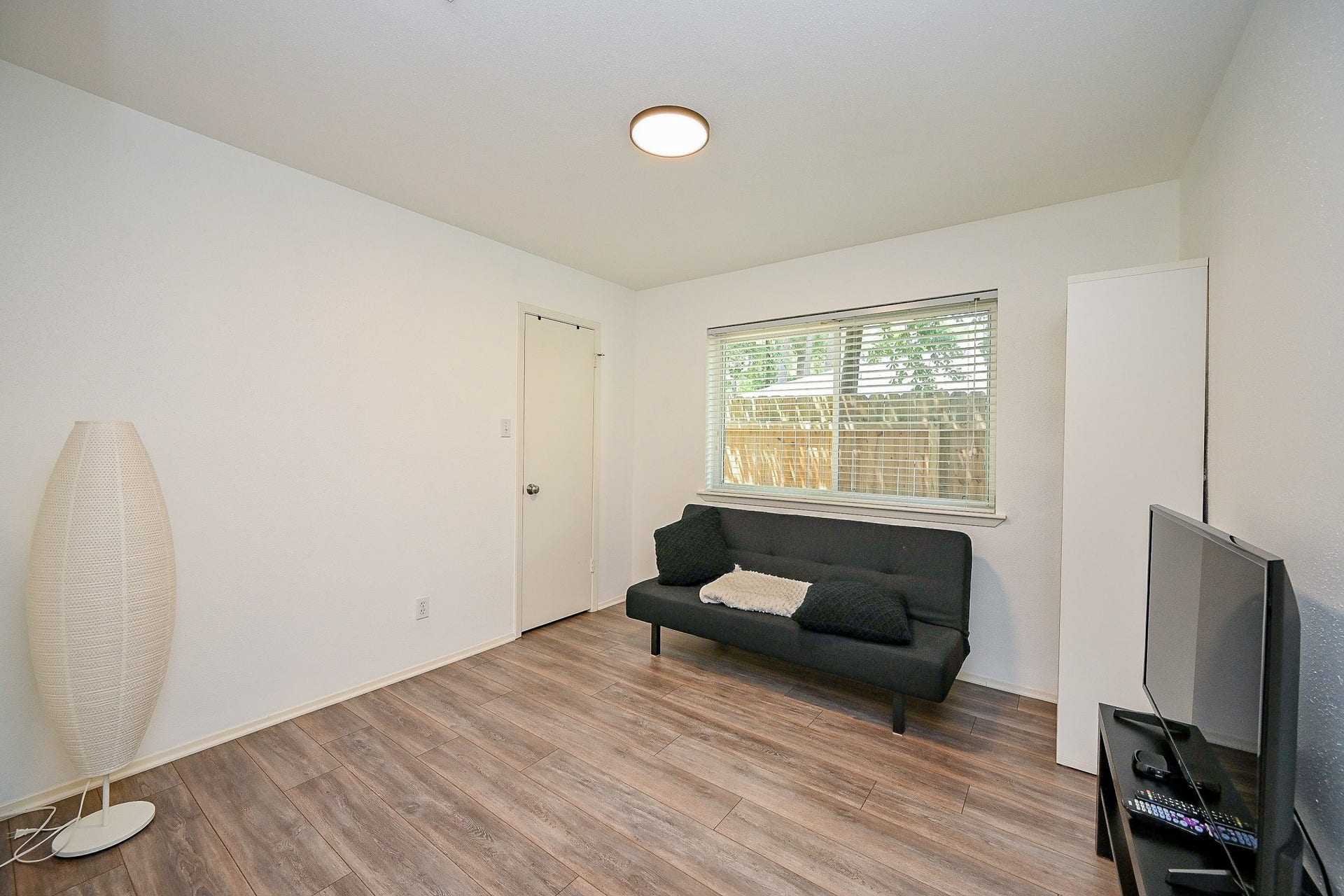 5 Rock Pine Court, The Woodlands, TX 77381 5 Rock Pine Court, The Woodlands, TX 77381