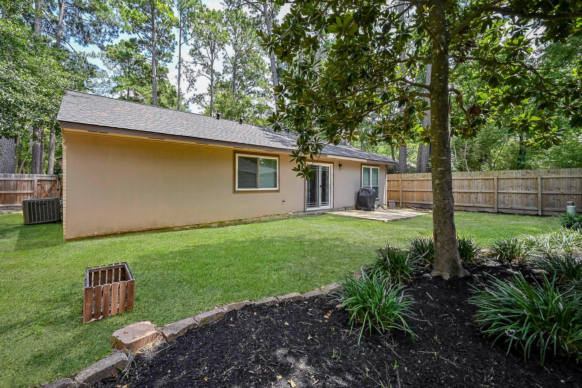 5 Rock Pine Court, The Woodlands, TX 77381 5 Rock Pine Court, The Woodlands, TX 77381