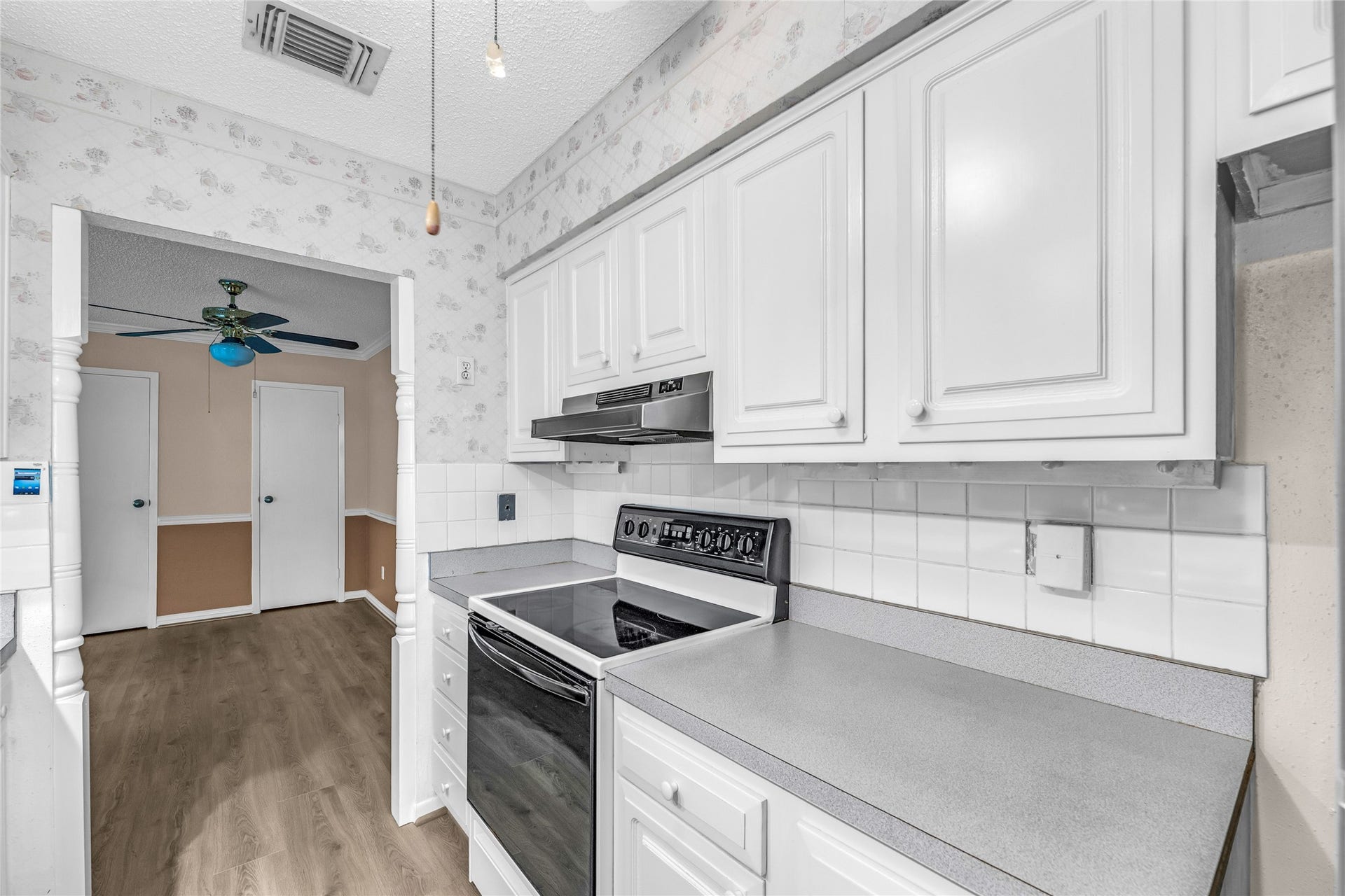 2453 Briarwest Boulevard, Houston, TX 77077 2453 Briarwest Boulevard, Houston, TX 77077