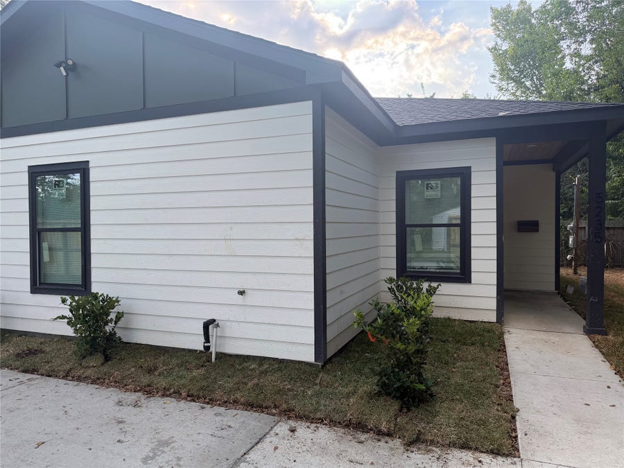 Property photo for 5235 Myrtlewood Street, #B, Houston, TX
