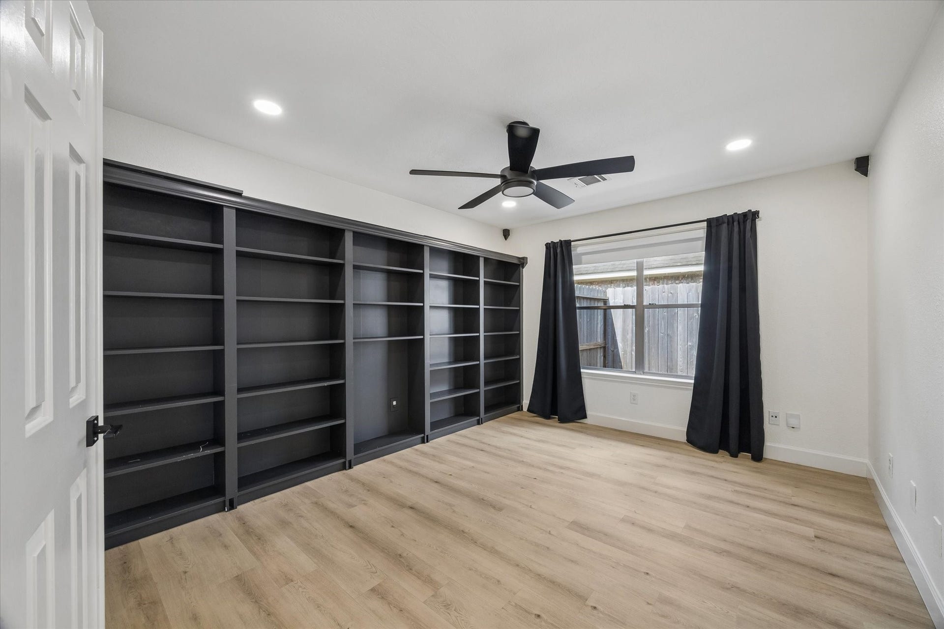 1205 Pine Field, Pearland, TX 77581