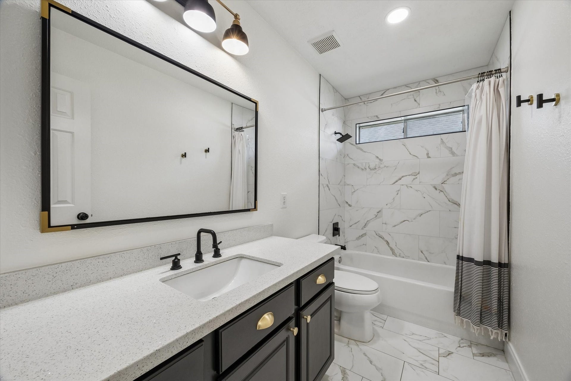 1205 Pine Field, Pearland, TX 77581
