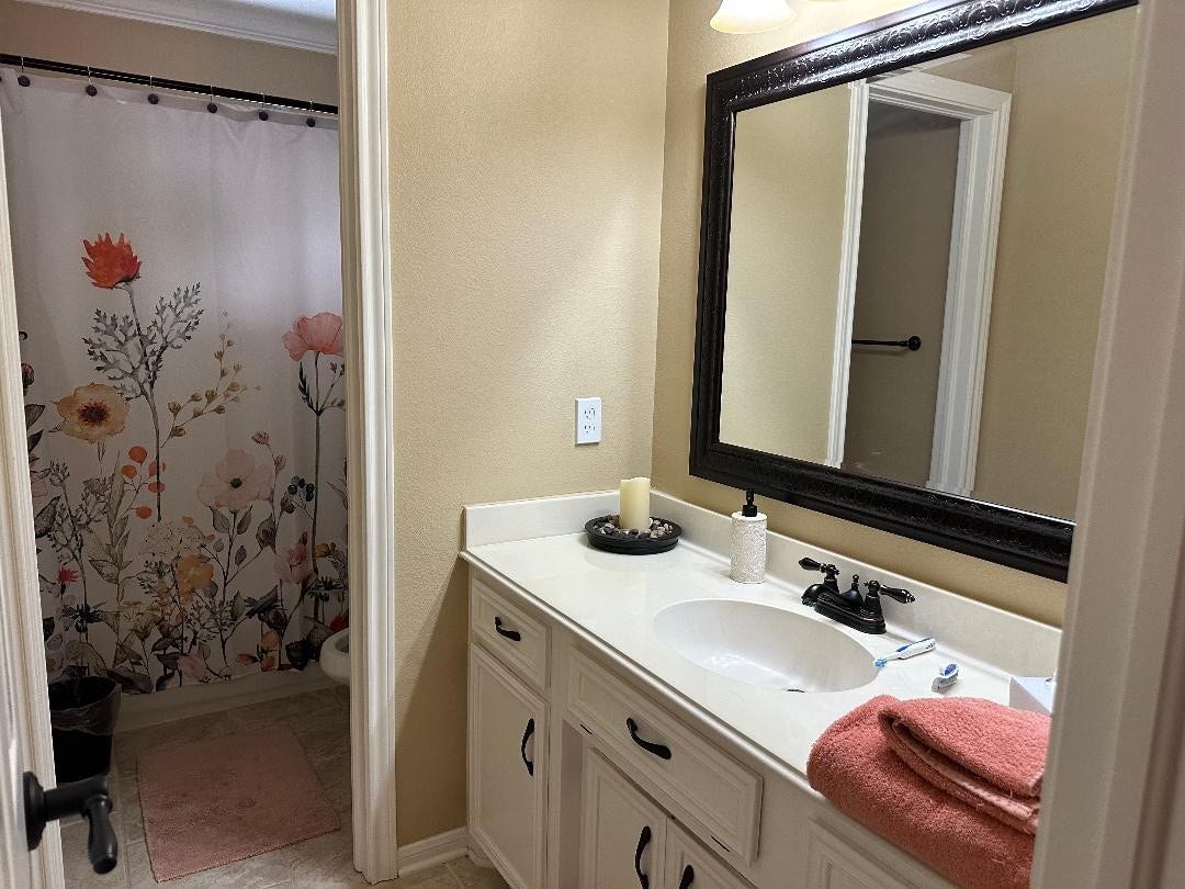 308 Rosemary Lane, Lake Jackson, TX 77566 308 Rosemary Lane, Lake Jackson, TX 77566