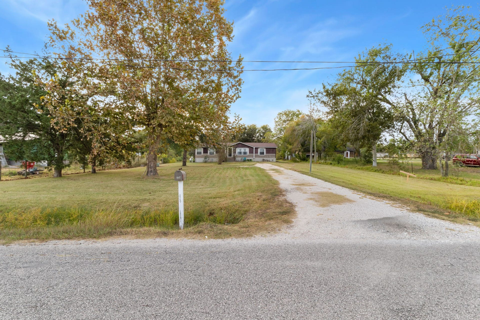 445 County Road 6021, Dayton, TX 77535 445 County Road 6021, Dayton, TX 77535