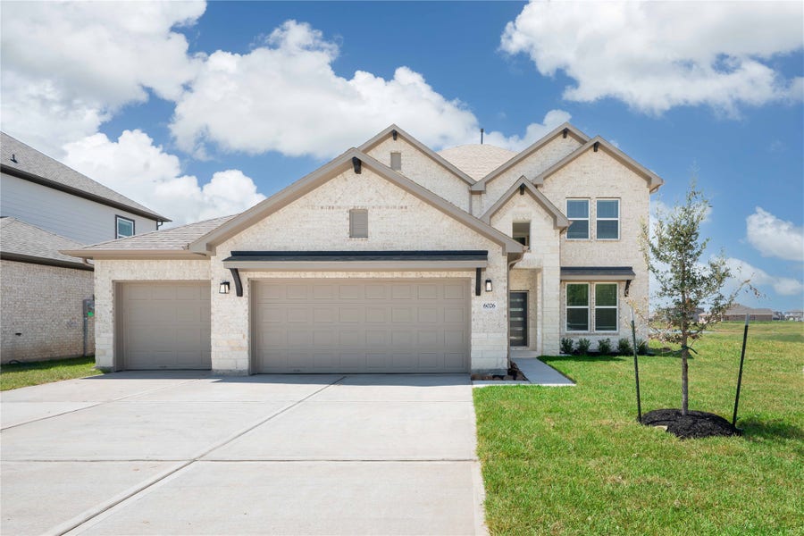 Property photo for 6026 Royal Palm Drive, Manvel, TX
