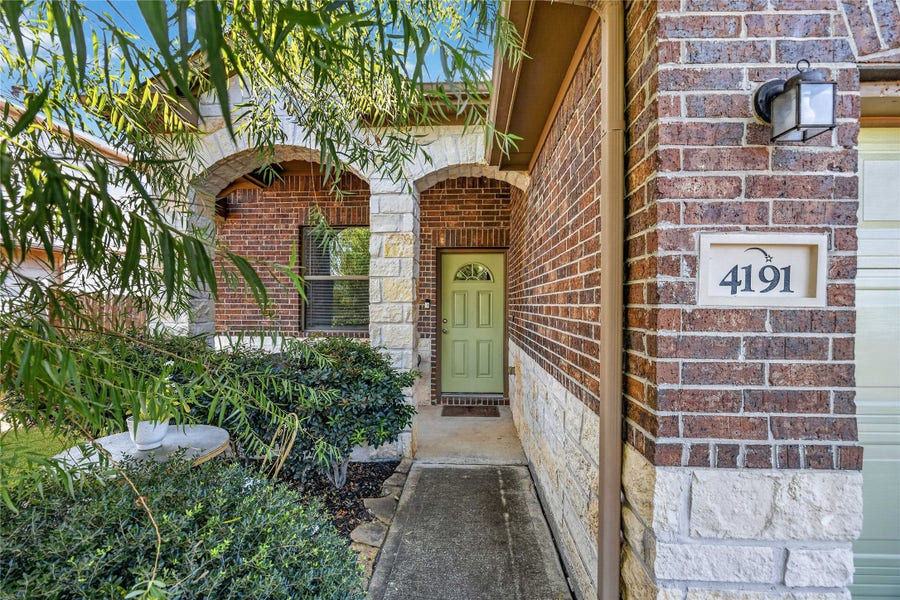 Property photo for 4191 Waukegan Road, Conroe, TX