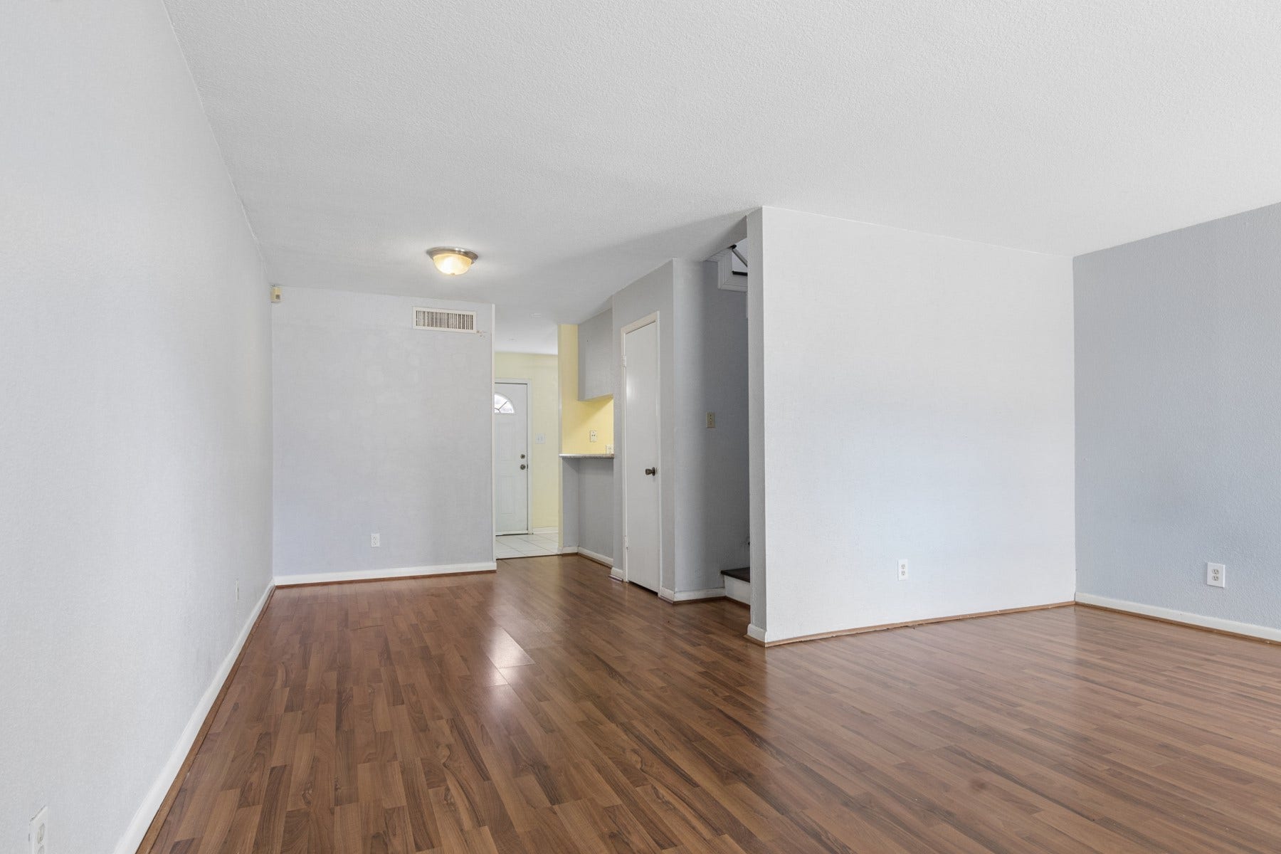 6111 Beverlyhill Street, #10, Houston, TX 77057