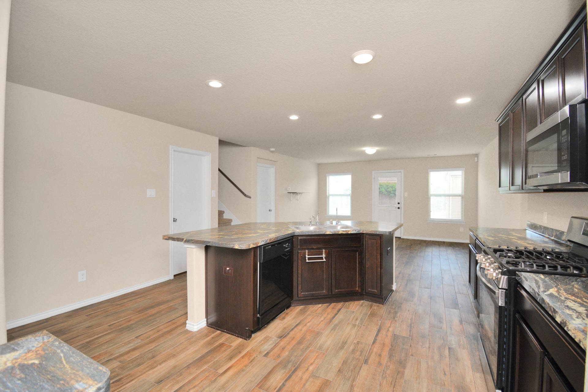 3210 Aldridge Drive, Missouri City, TX 77459 3210 Aldridge Drive, Missouri City, TX 77459