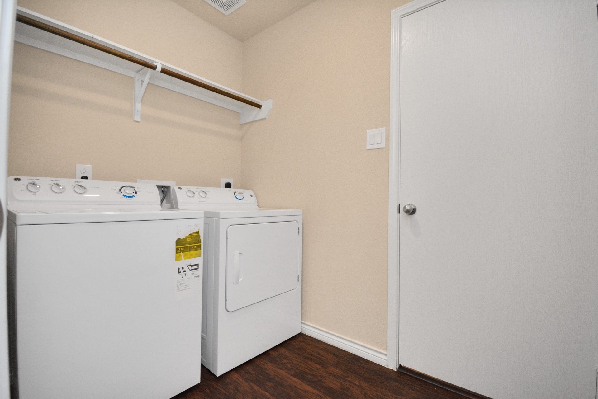 3210 Aldridge Drive, Missouri City, TX 77459 3210 Aldridge Drive, Missouri City, TX 77459