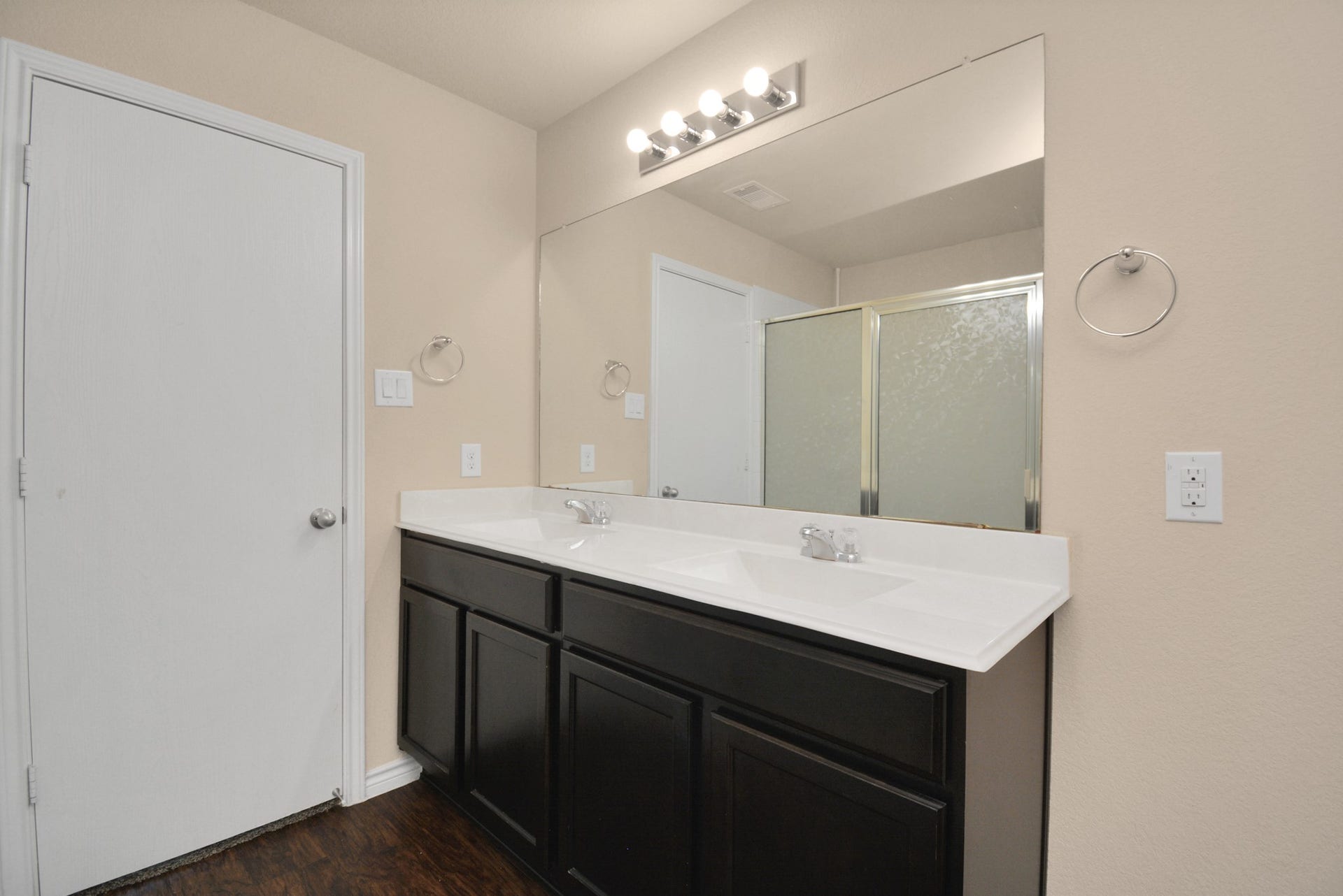 3210 Aldridge Drive, Missouri City, TX 77459 3210 Aldridge Drive, Missouri City, TX 77459