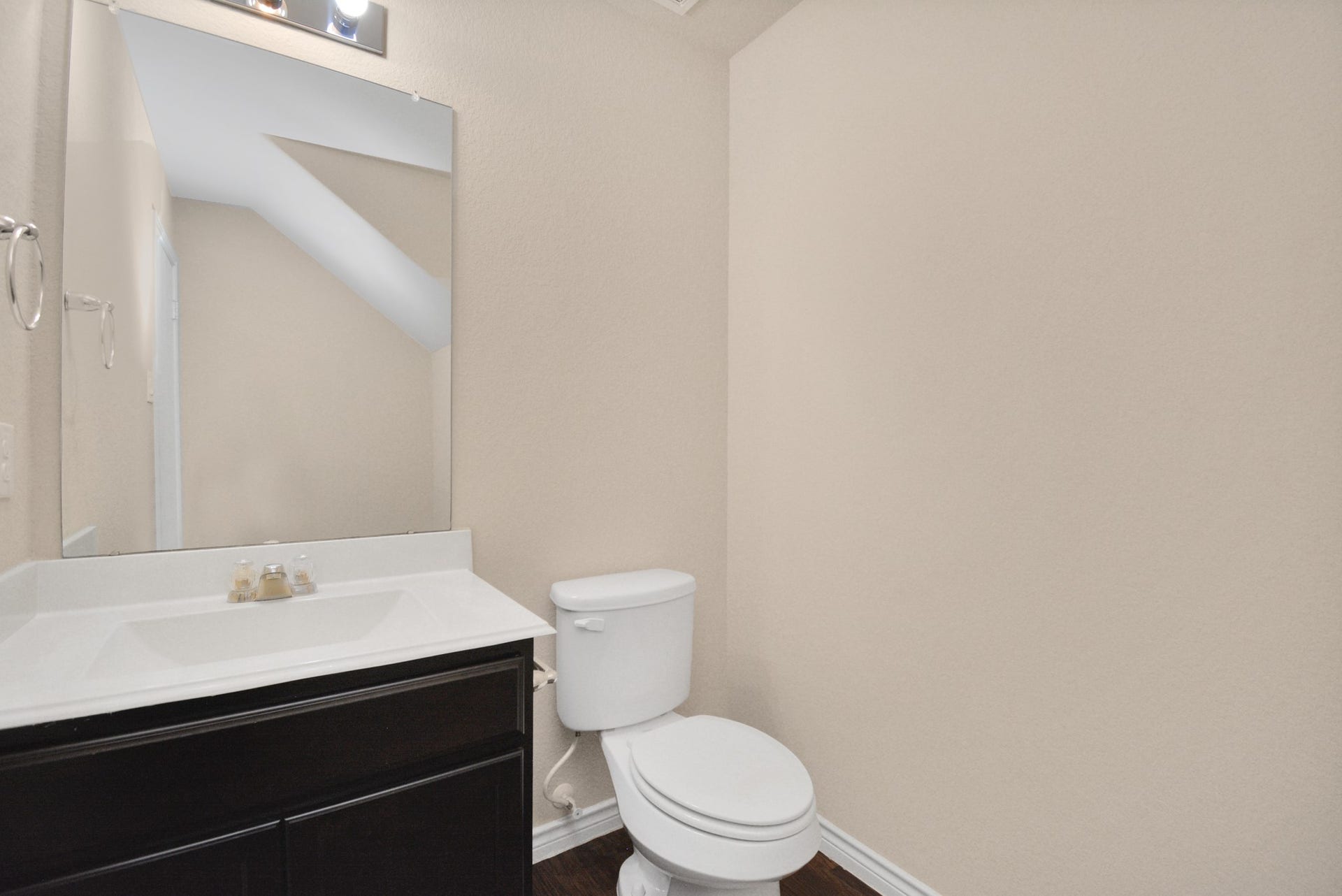 3210 Aldridge Drive, Missouri City, TX 77459 3210 Aldridge Drive, Missouri City, TX 77459