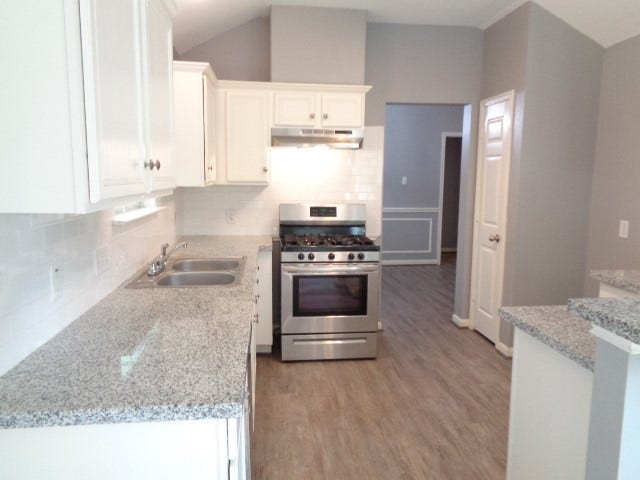 447 N Compass Rose Circle, Crosby, TX 77532 447 N Compass Rose Circle, Crosby, TX 77532