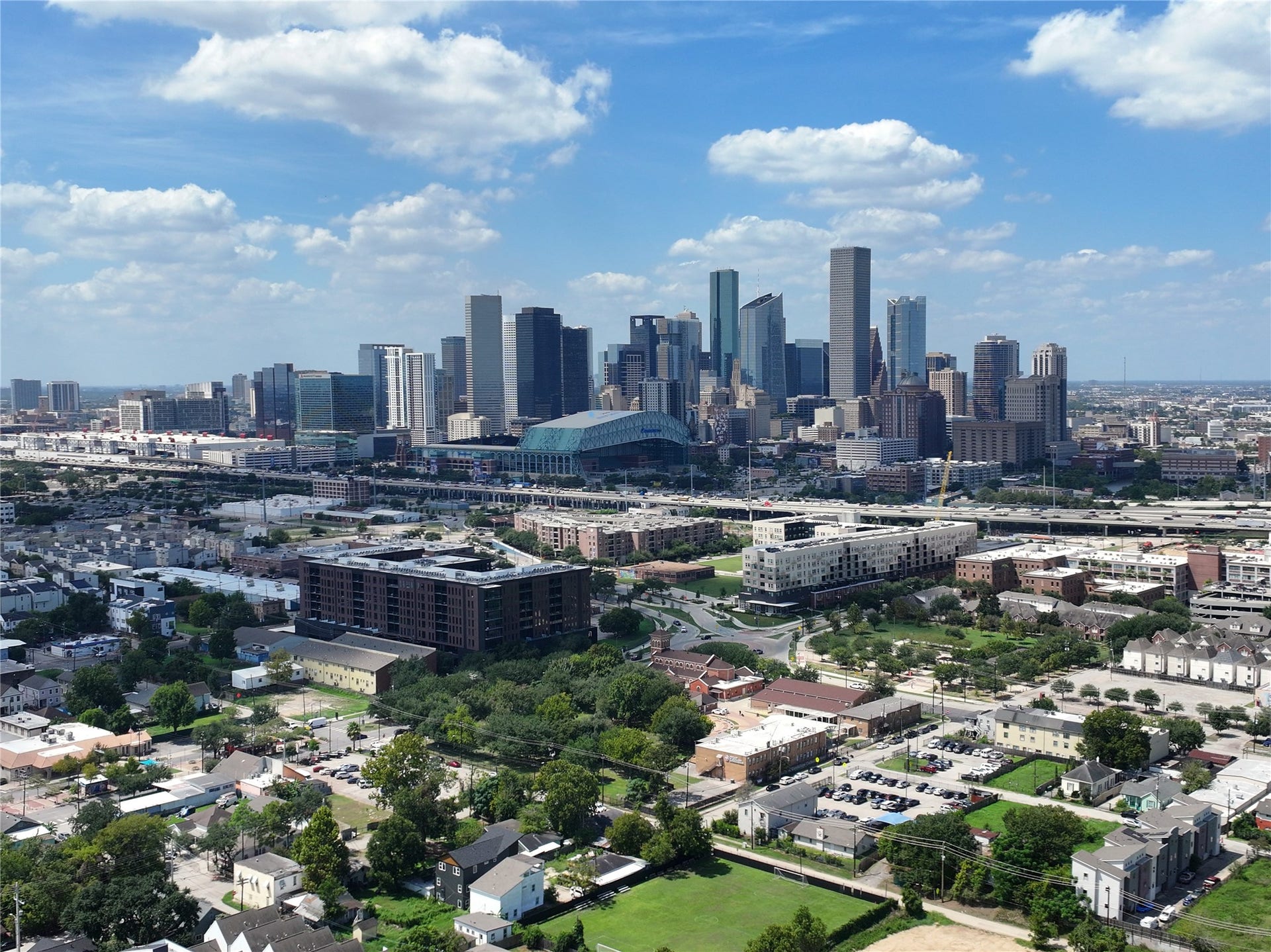 2711 Kennedy Street, Houston, TX 77003 2711 Kennedy Street, Houston, TX 77003