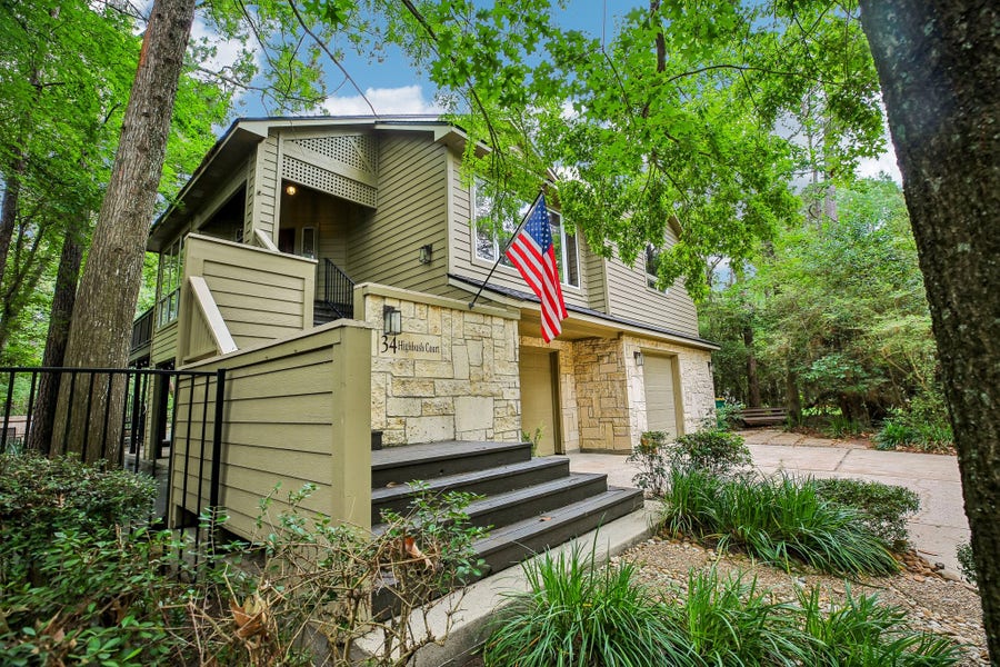 Property photo for 34 Highbush Court, The Woodlands, TX