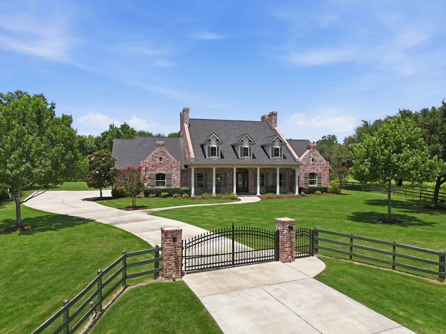 Property photo for 32102 Rolling Woods Trail, Fulshear, TX