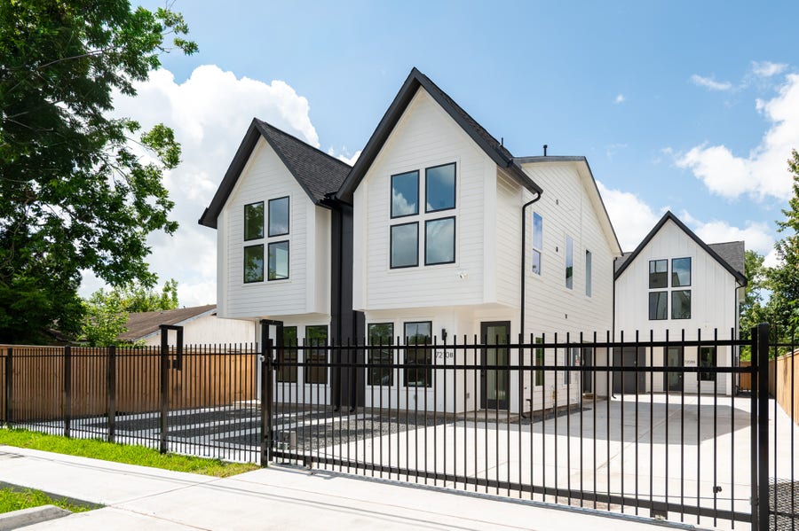 Property photo for 7210 Weyburn Street, Houston, TX