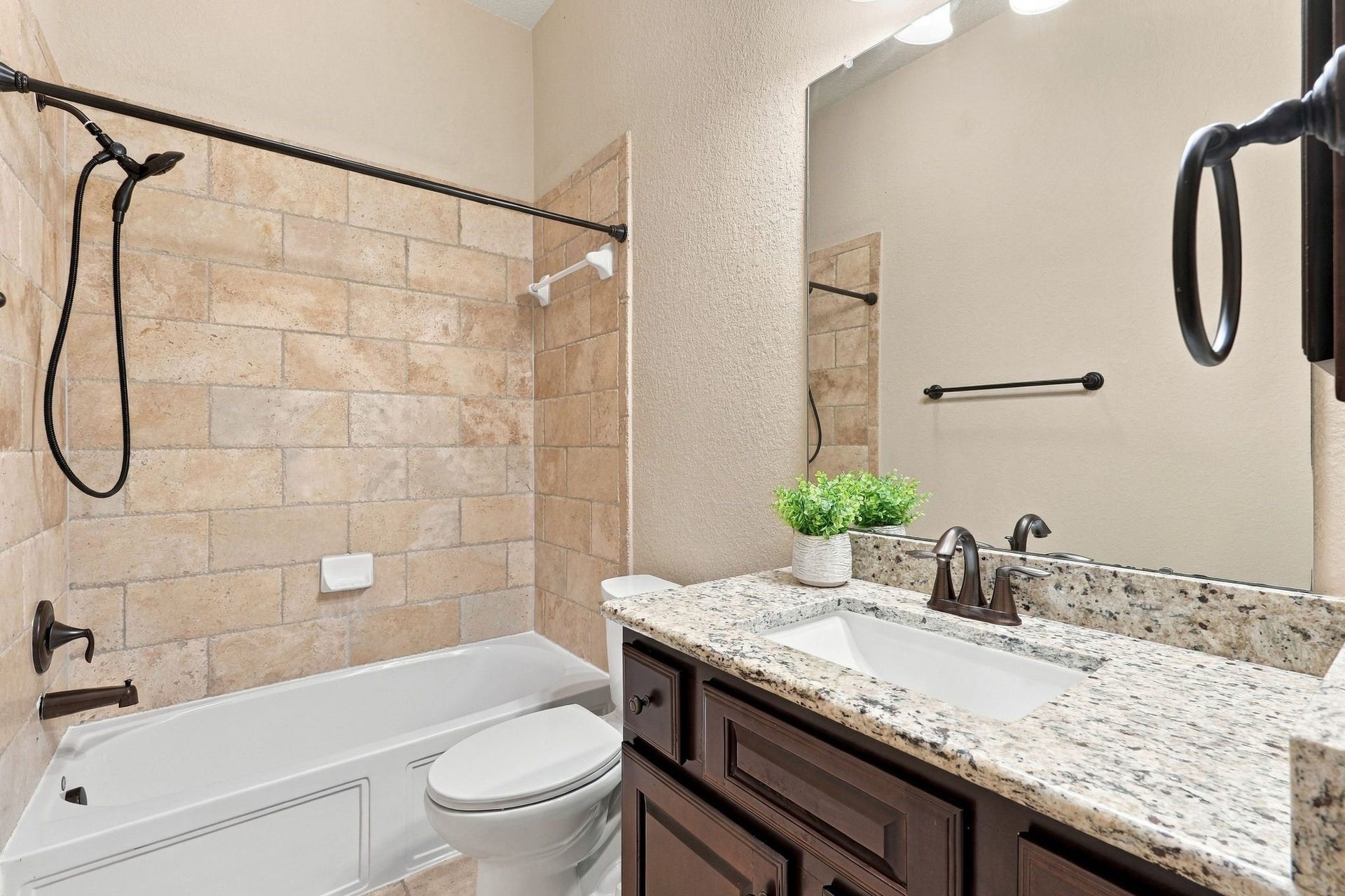 22 Jaspers Place, Spring, TX 77389