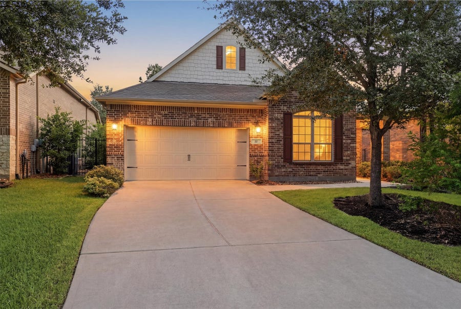 Property photo for 22 Jaspers Place, Spring, TX
