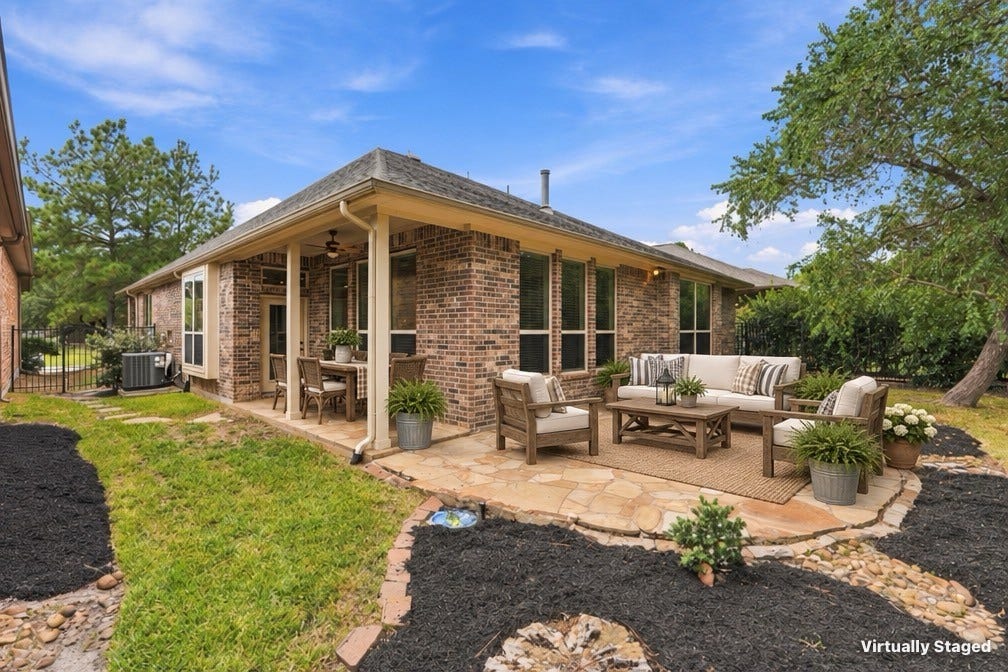 22 Jaspers Place, Spring, TX 77389