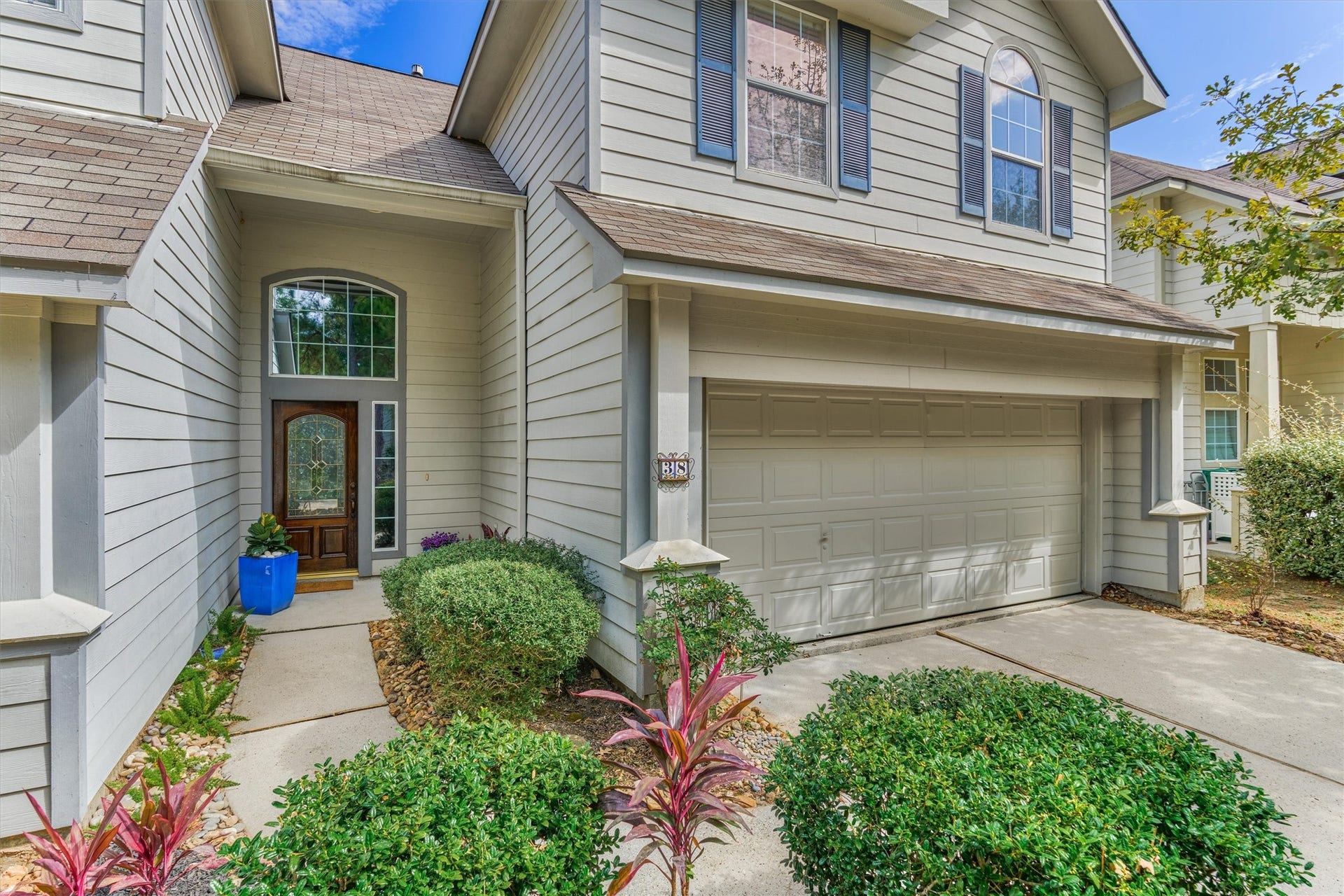 38 E Burberry Circle, The Woodlands, TX 77384 38 E Burberry Circle, The Woodlands, TX 77384