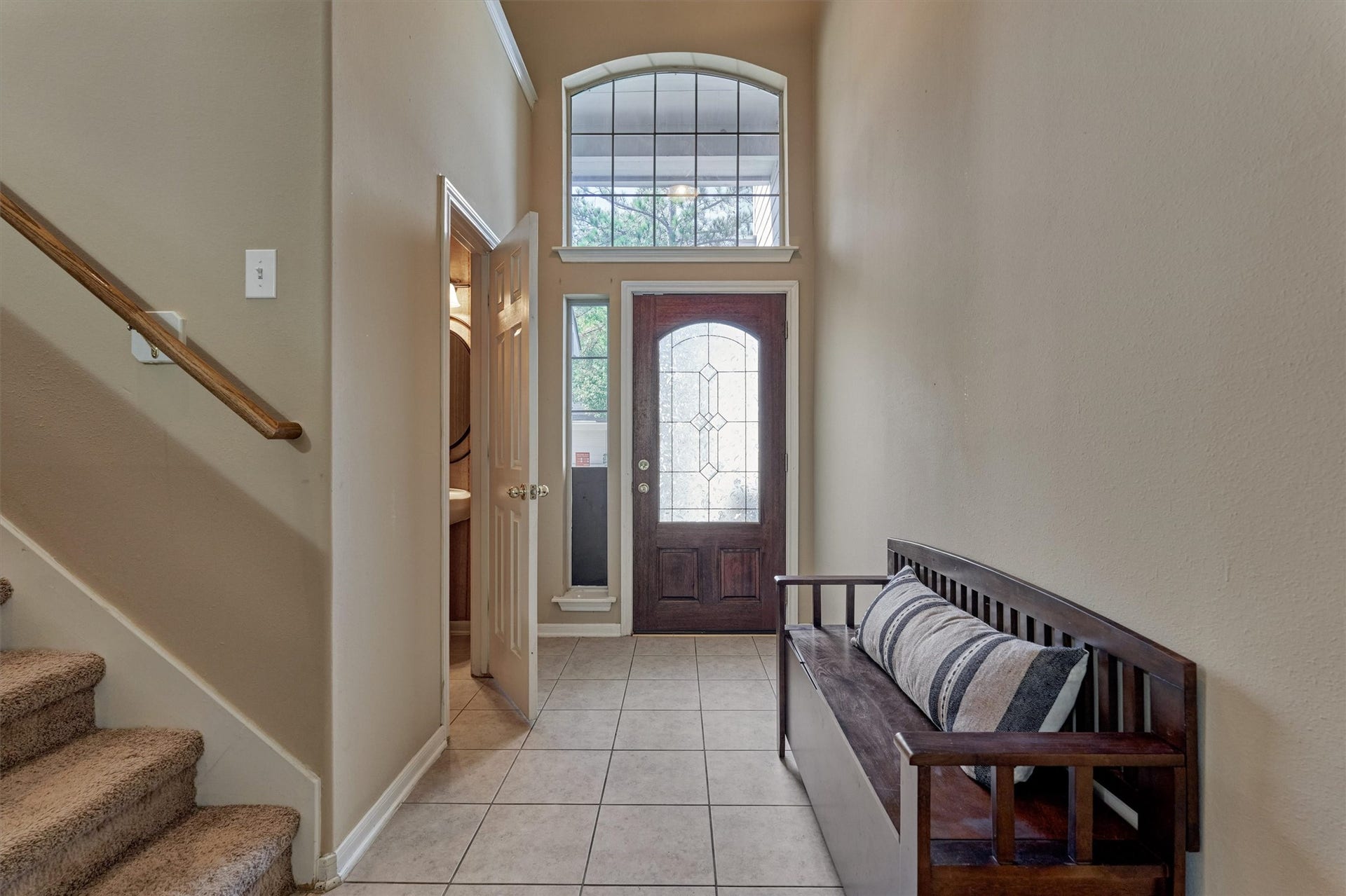 38 E Burberry Circle, The Woodlands, TX 77384 38 E Burberry Circle, The Woodlands, TX 77384