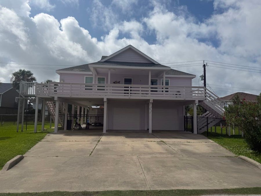Property photo for 16527 Frances Drake Road, Jamaica Beach, TX
