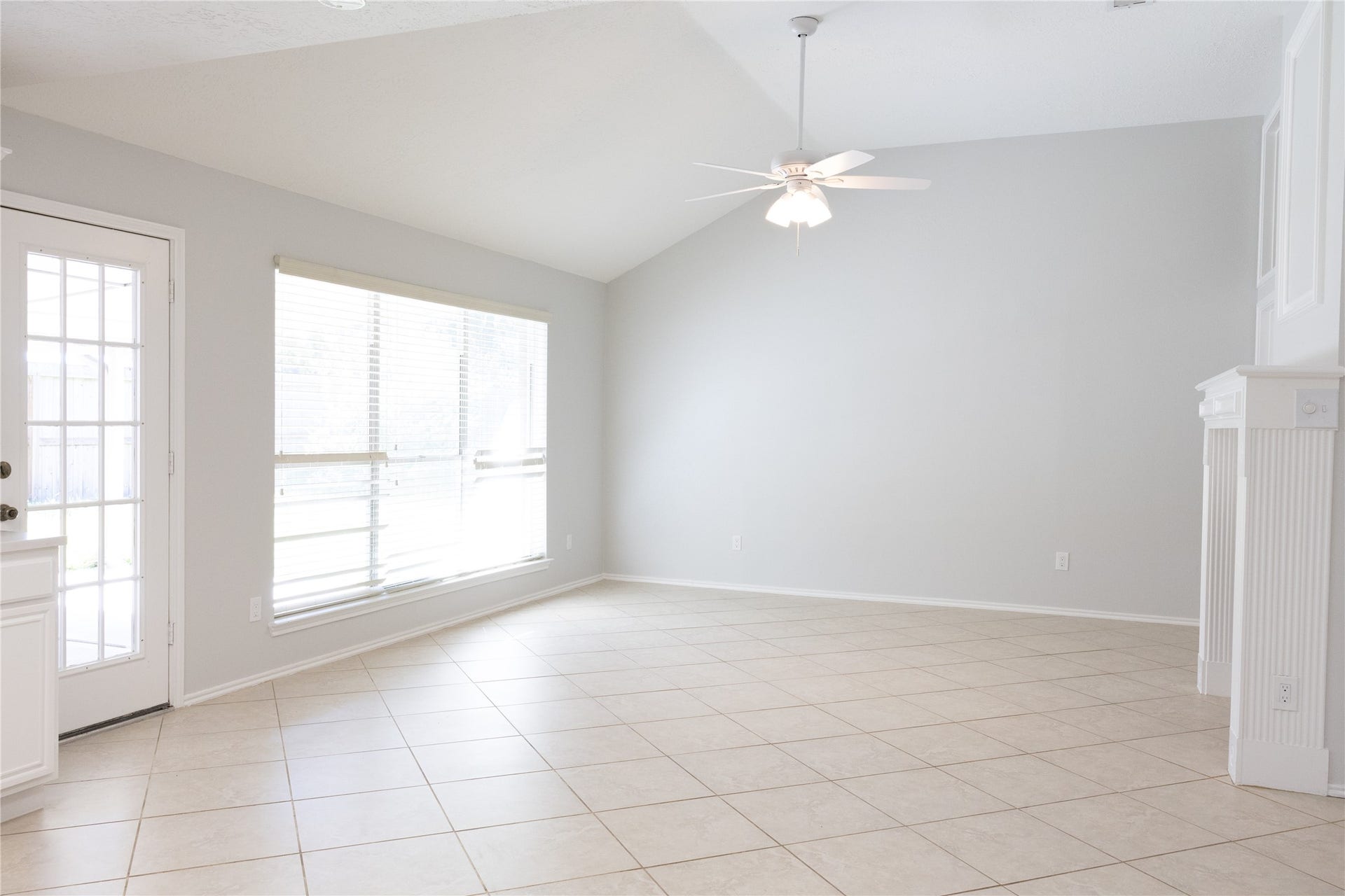 Spacious living room