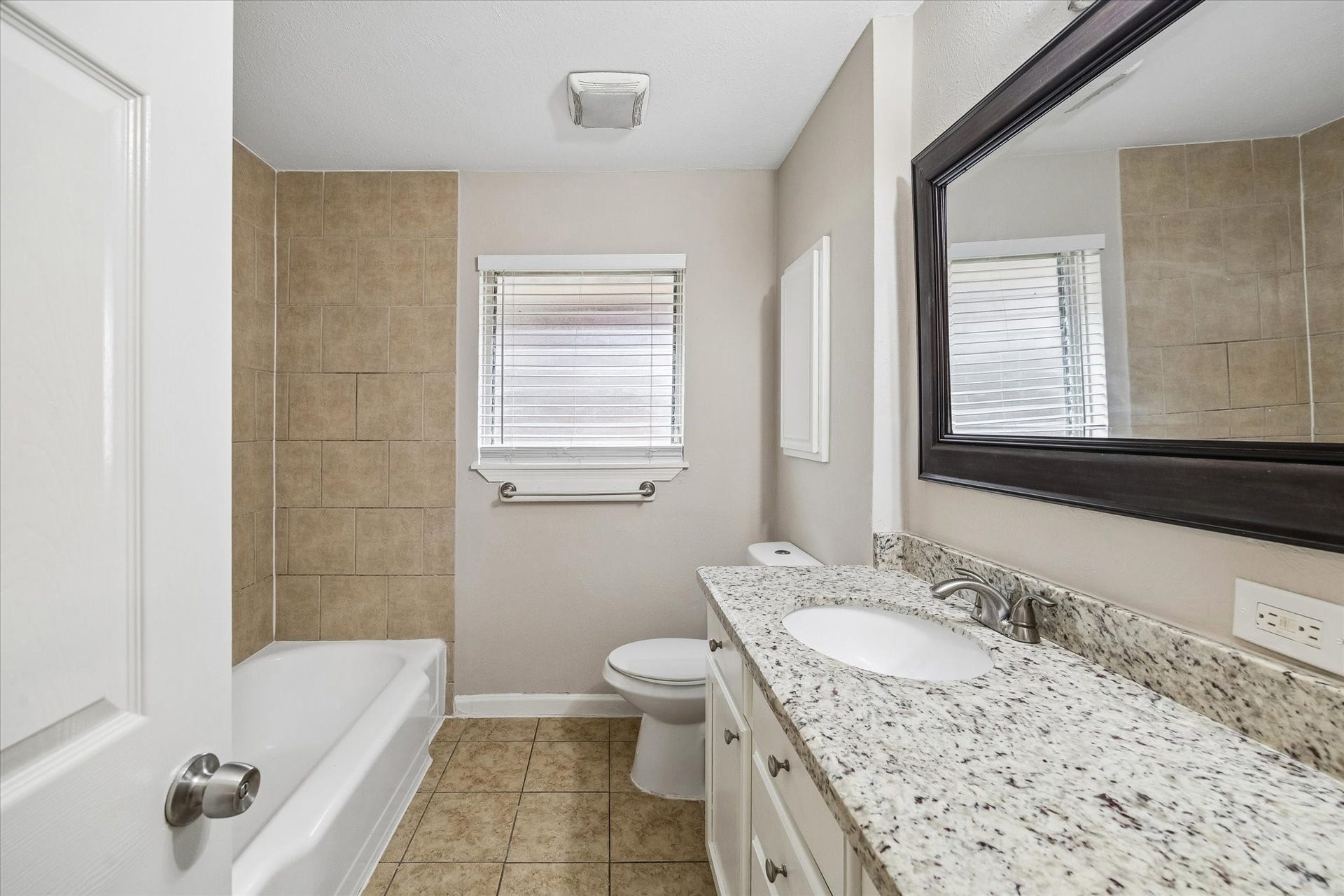 626 Sulphur Street, Houston, TX 77034 626 Sulphur Street, Houston, TX 77034
