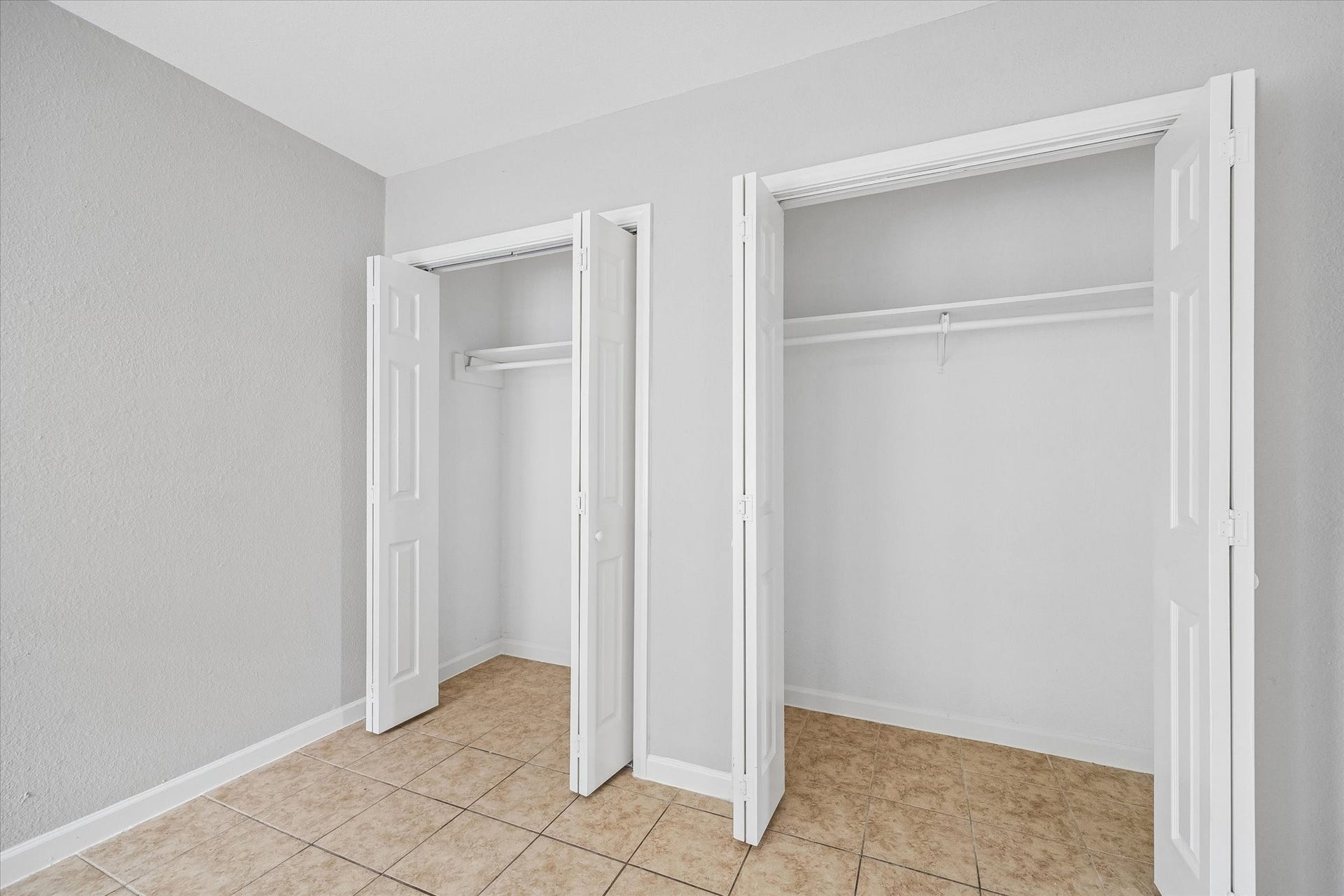 626 Sulphur Street, Houston, TX 77034 626 Sulphur Street, Houston, TX 77034