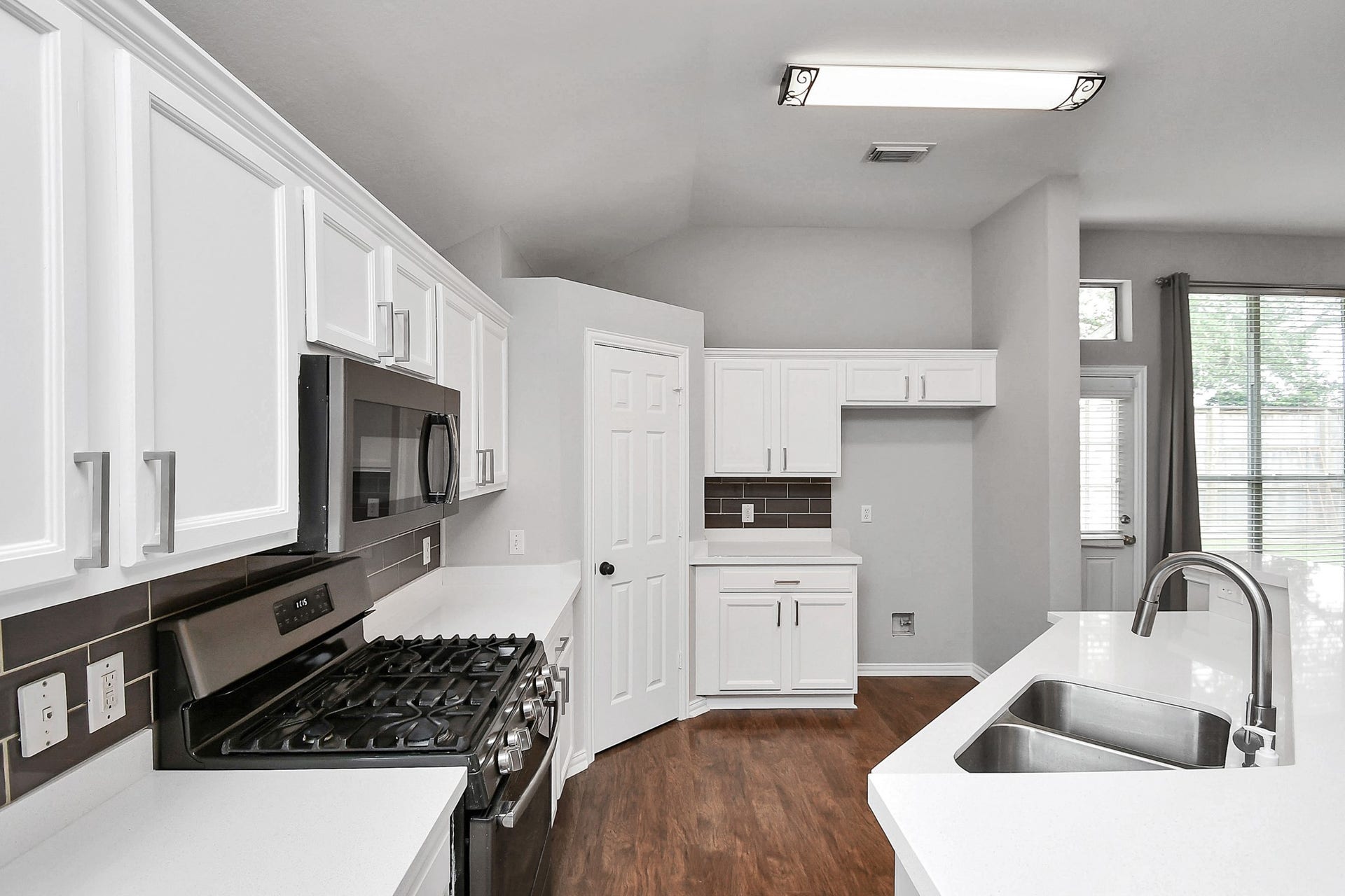 5102 Chase Park Court, Bacliff, TX 77518 5102 Chase Park Court, Bacliff, TX 77518