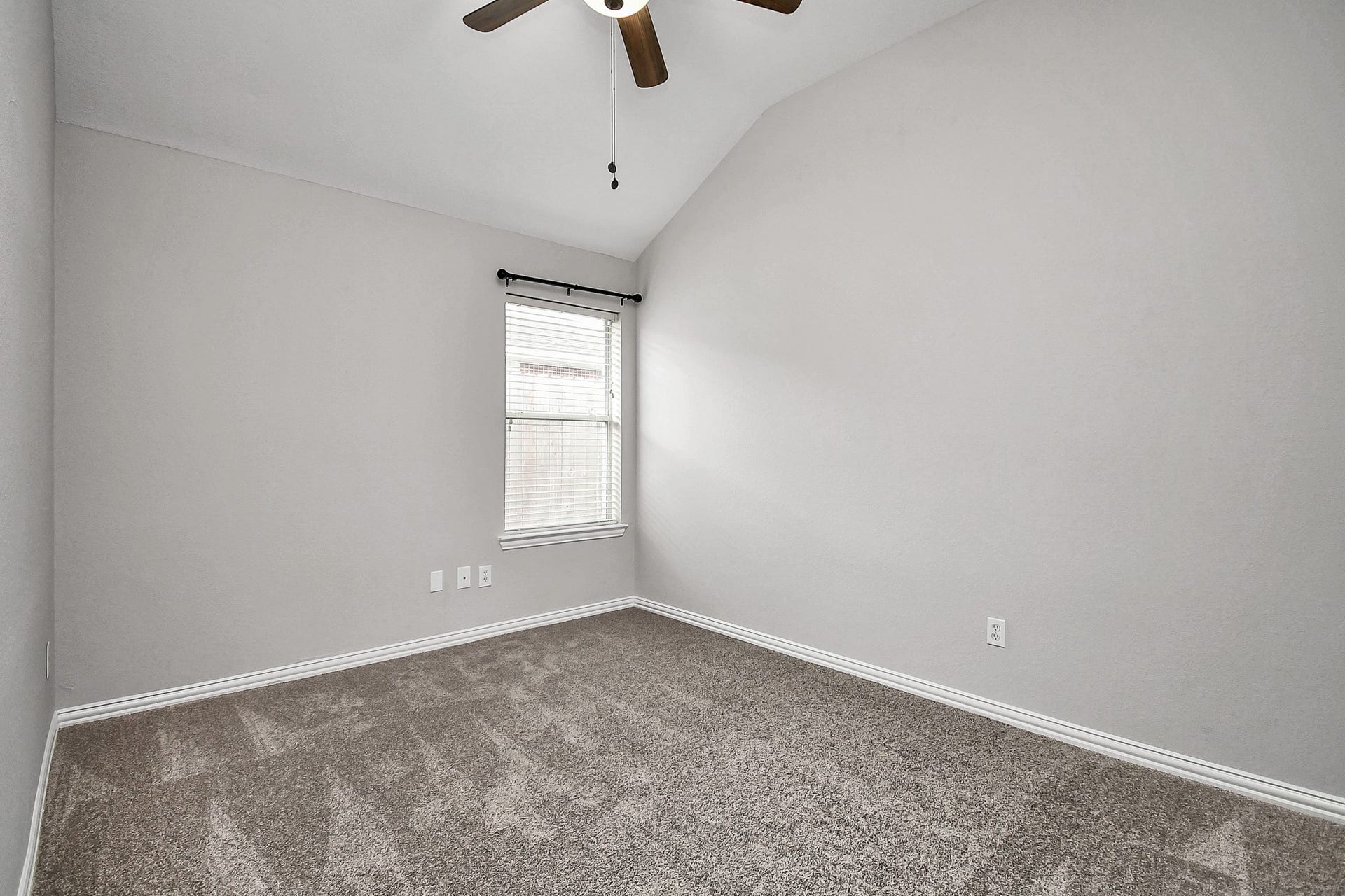 5102 Chase Park Court, Bacliff, TX 77518 5102 Chase Park Court, Bacliff, TX 77518