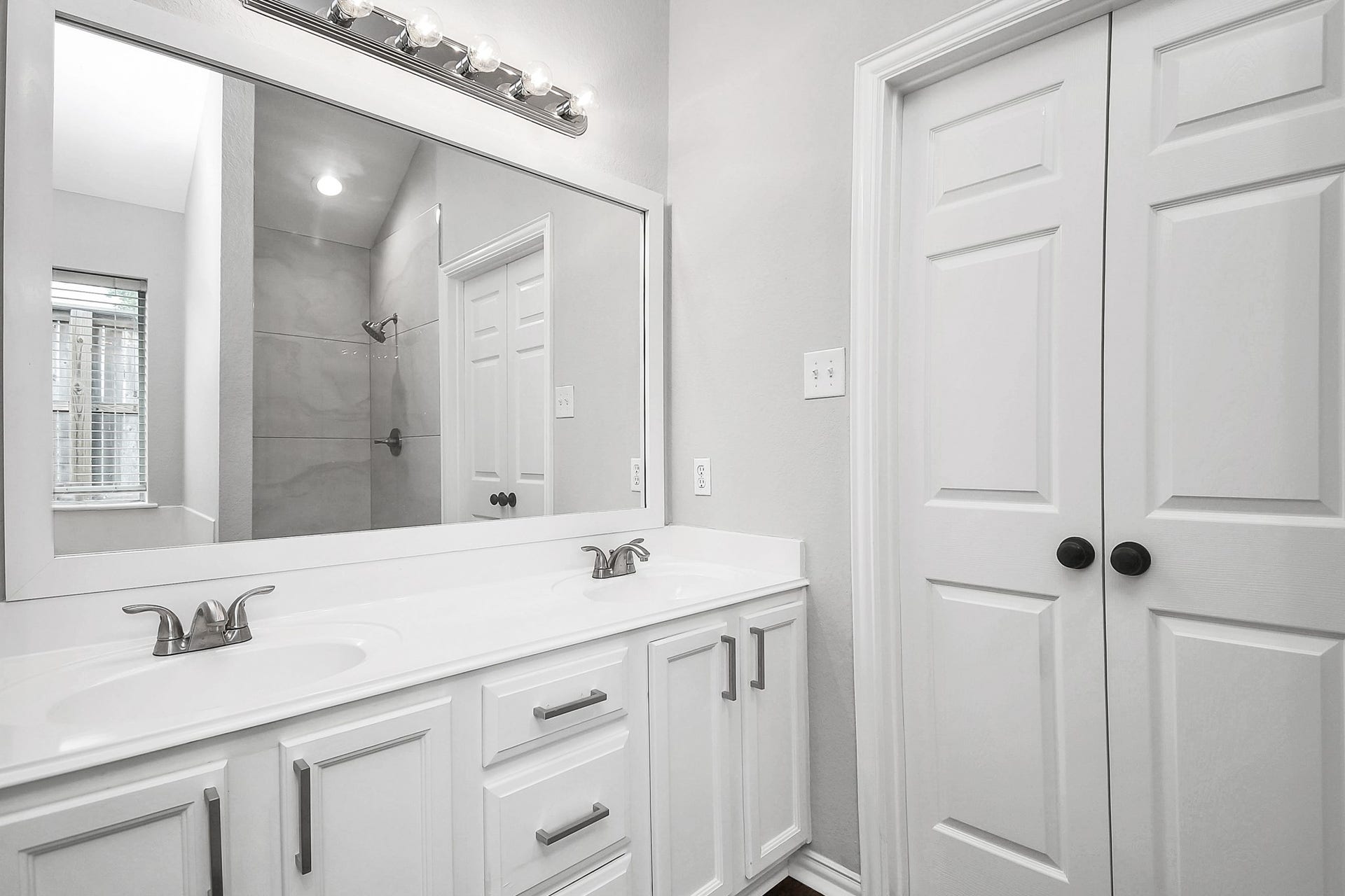 5102 Chase Park Court, Bacliff, TX 77518 5102 Chase Park Court, Bacliff, TX 77518